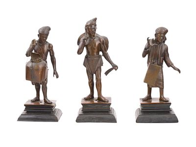 A SET OF THREE BURMESE BRONZE FIGURES, MANDALAY, EARLY 20TH CENTURY. ach finely cast and 