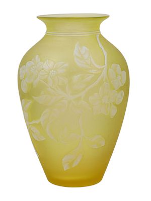 A WEBB CAMEO GLASS VASE, ENGLAND, LATE 19TH CENTURY. Of baluster form, in opaque yellow glass 