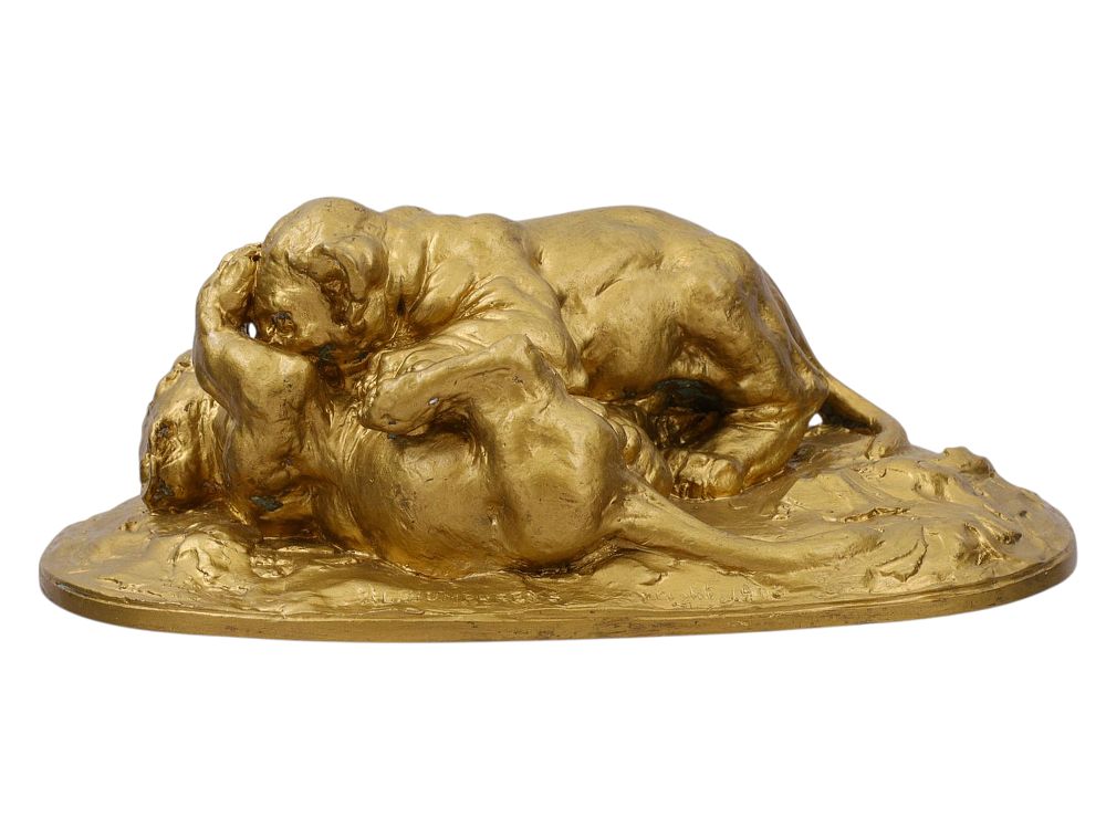 AN ALBERT HUMPHREYS GILT-BRONZE SCULPTURE, LION CUBS FIGHTING, 1903. A gilt bronze sculpture by 