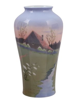 A HEUBACH HAND-PAINTED PORCELAIN VASE, LATE 19TH / EARLY 20TH CENTURY. Of baluster form with 