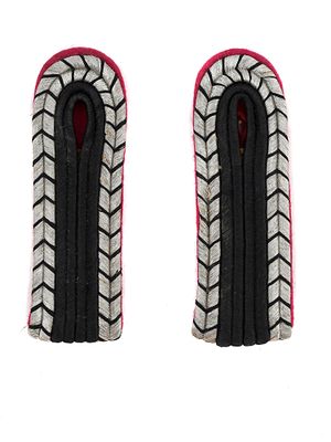 A PAIR OF WW2 GERMAN FEUERSCHUTZPOLIZEI SHOULDER BOARDS. Feuerschutzpolizei shoulder boards. 