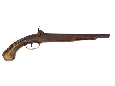 AN EASTERN BRASS-MOUNTED PERCUSSION PISTOL, 19TH CEN. A brass-mounted percussion pistol made 