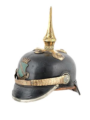 A PRUSSIAN GERMAN WW1 ERA FIRE BRIGADE OFFICER'S PICKELHAUBE. A Prussian German WW1 era Fire 