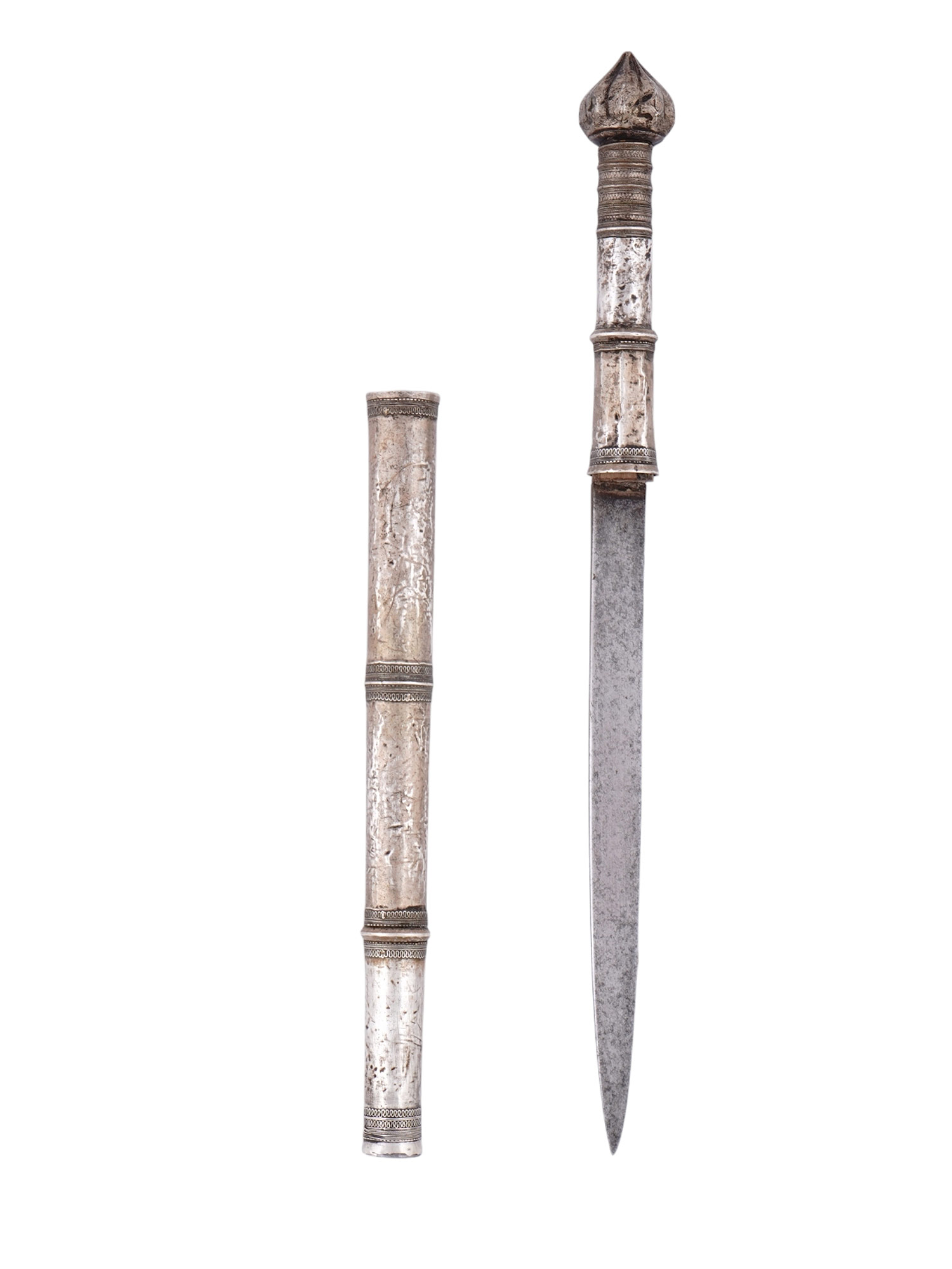 A SILVER MOUNTED BURMESE DHA DAGGER, 19TH CEN.