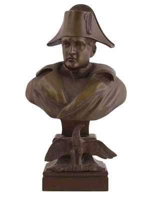 A BRONZE BUST OF NAPOLEON, FRANCE, 19TH CENTURY. A French patinated bronze bust depicting 