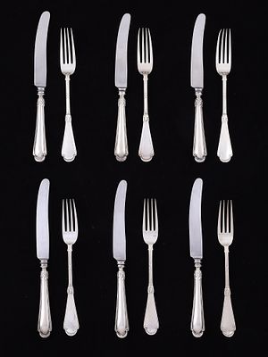 A LOT OF TWELVE FABERG&Eacute; SILVER FLATWARE, RUSSIA, CIRCA 1900. Comprising twelve pieces of silver 