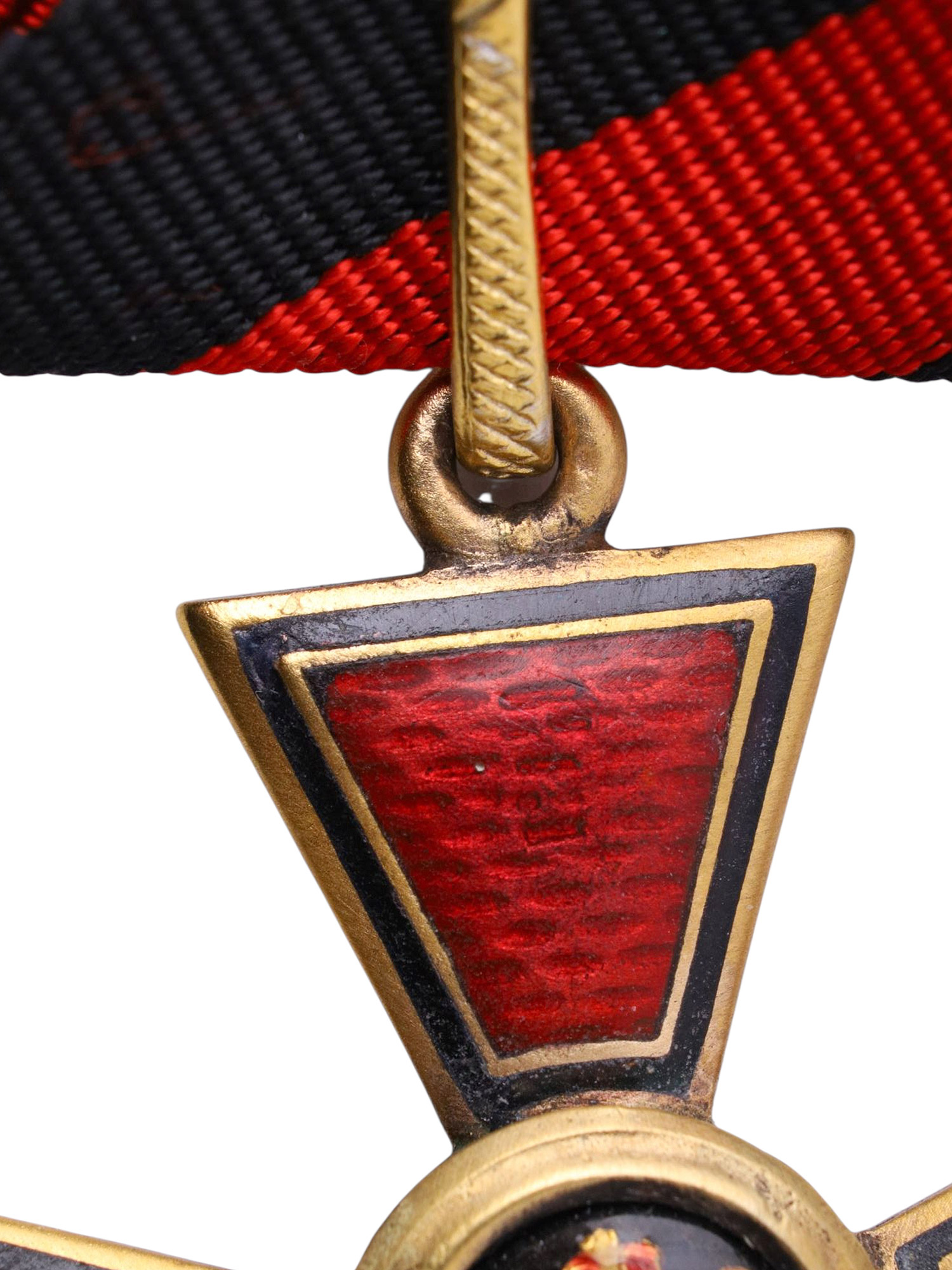 A RUSSIAN IMPERIAL ORDER OF ST. VLADIMIR, 3RD CLASS IN GILT-BRONZE