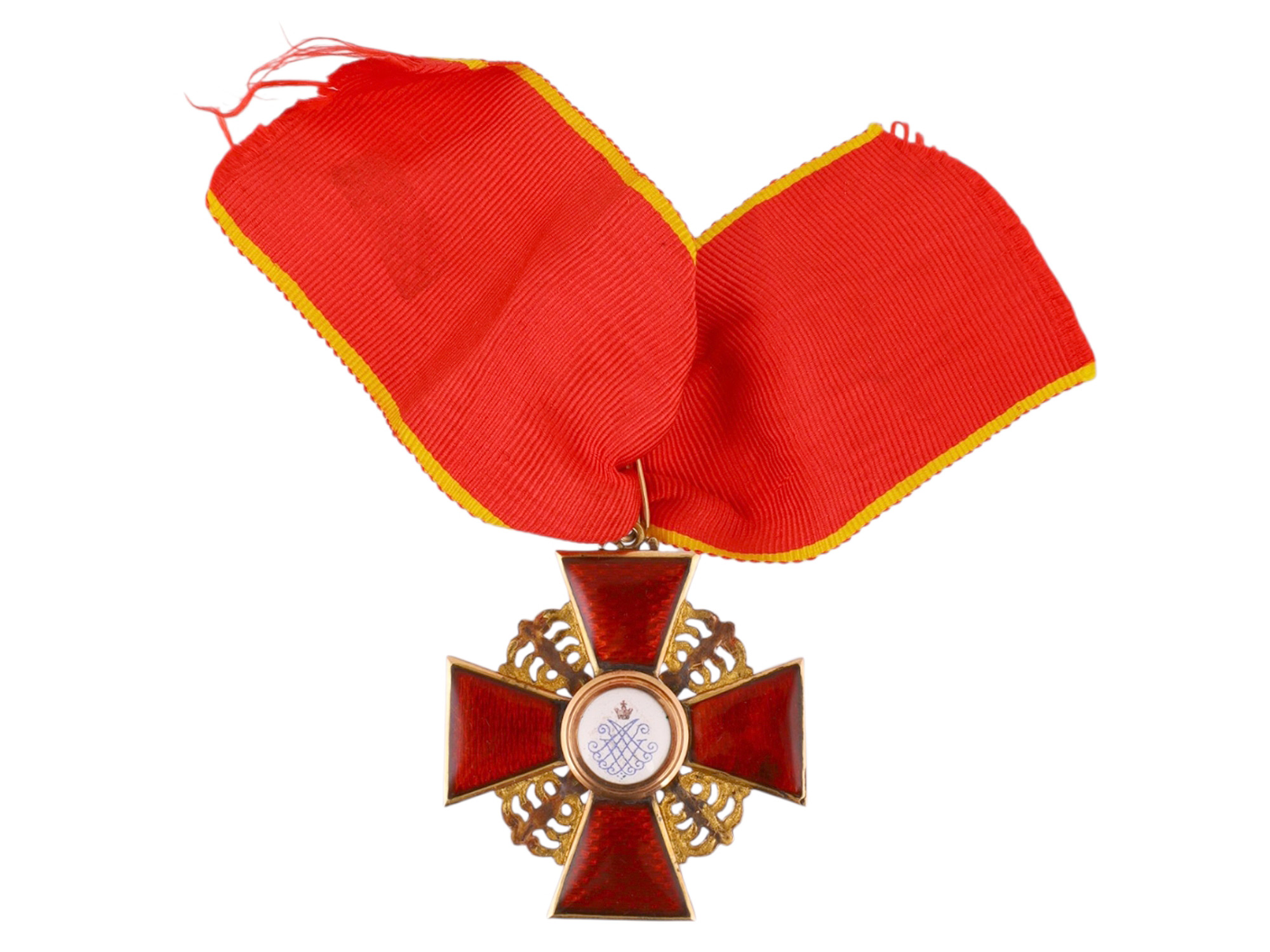 A CASED RUSSIAN ORDER OF ST. ANNA 3RD CLASS IN GOLD