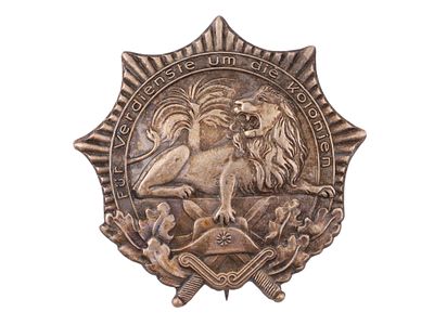 A GERMAN LION ORDER COLONIAL AWARD, C. 1922. An Order of the Lion award produced by the Imperial 
