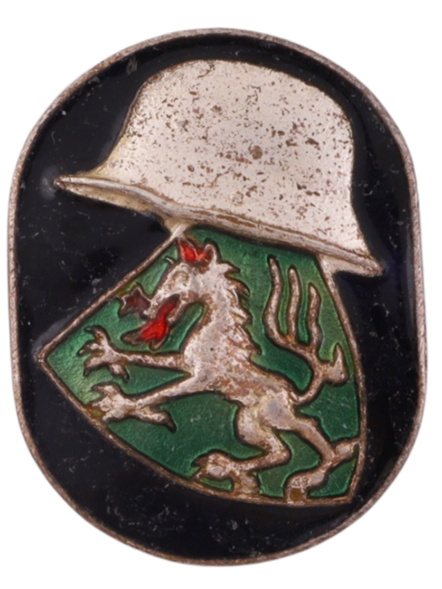 A GERMAN VETERANS ASSOCIATION ENAMELED MEMBERSHIP BADGE, CIRCA 1920S–1930S