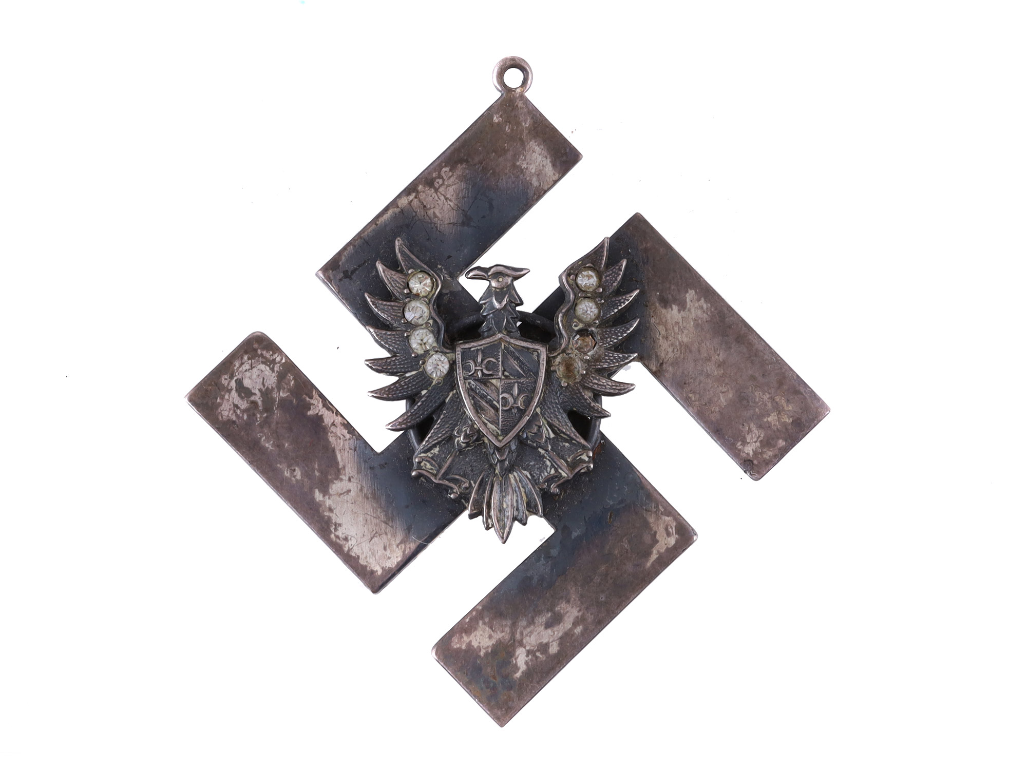 A CARPATHIAN HIGHLANDER (PODHALE) SILVER FOLK PENDANT WITH POLISH EAGLE, INTERWAR PERIOD (CA. 1920S–1930S)