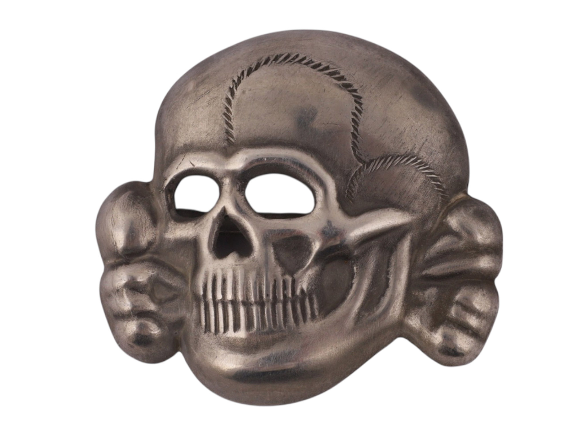 A WW2 SS TOTENKOPF CAP SKULL BADGE, M1/52 MARKED