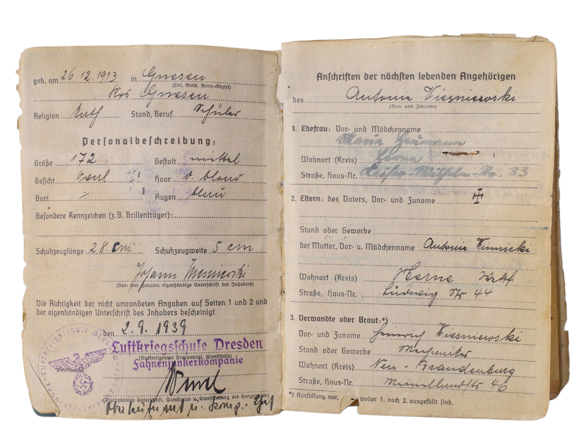 A LUFTWAFFE SOLDBUCH AND PERSONALAUSWEIS TO JOHANN WIESNIEWSKI, COMBAT AIRCREW NCO, 1939–1942