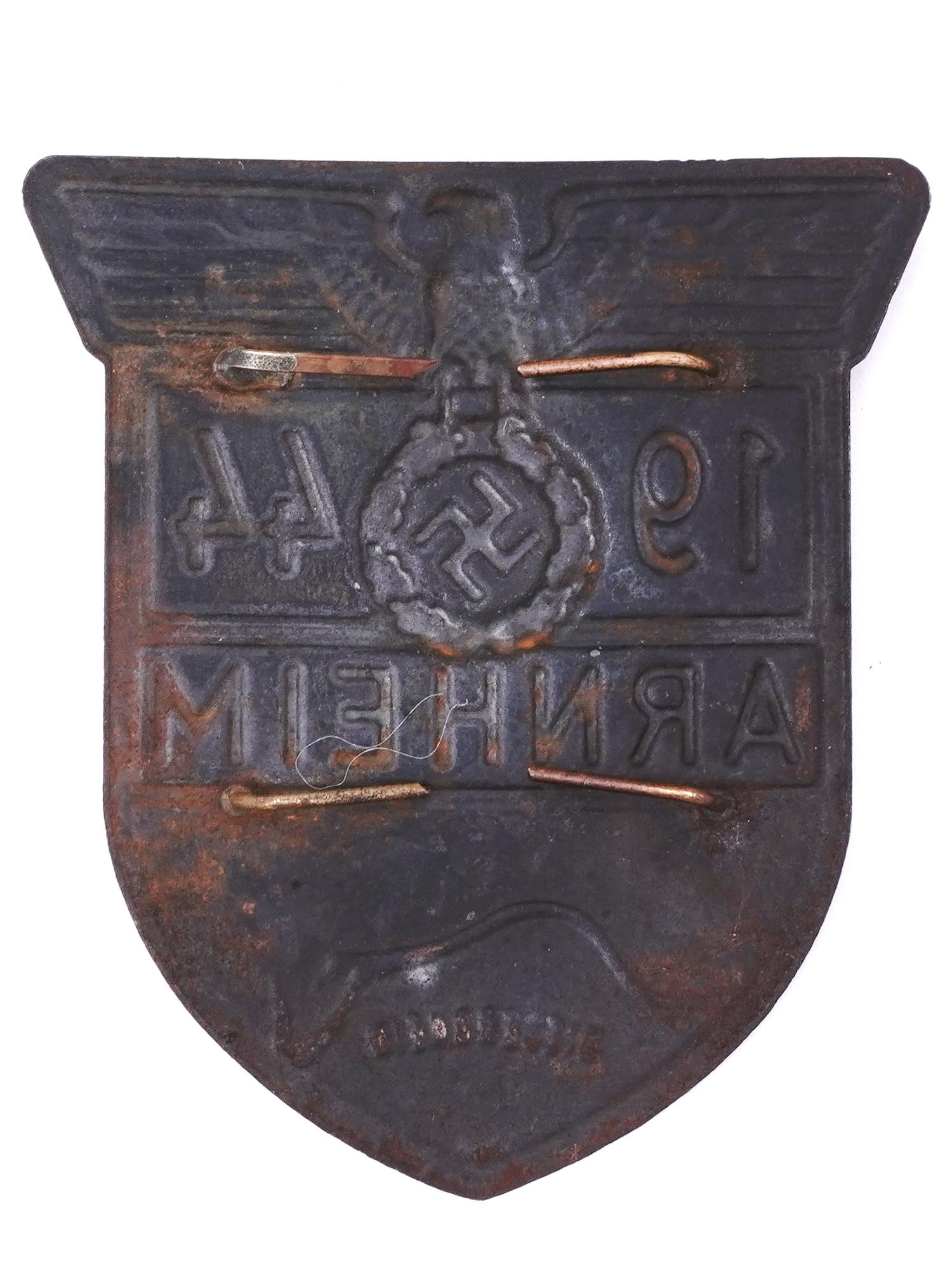 A WW2 GERMAN ARNHEIM SLEEVE SHIELD