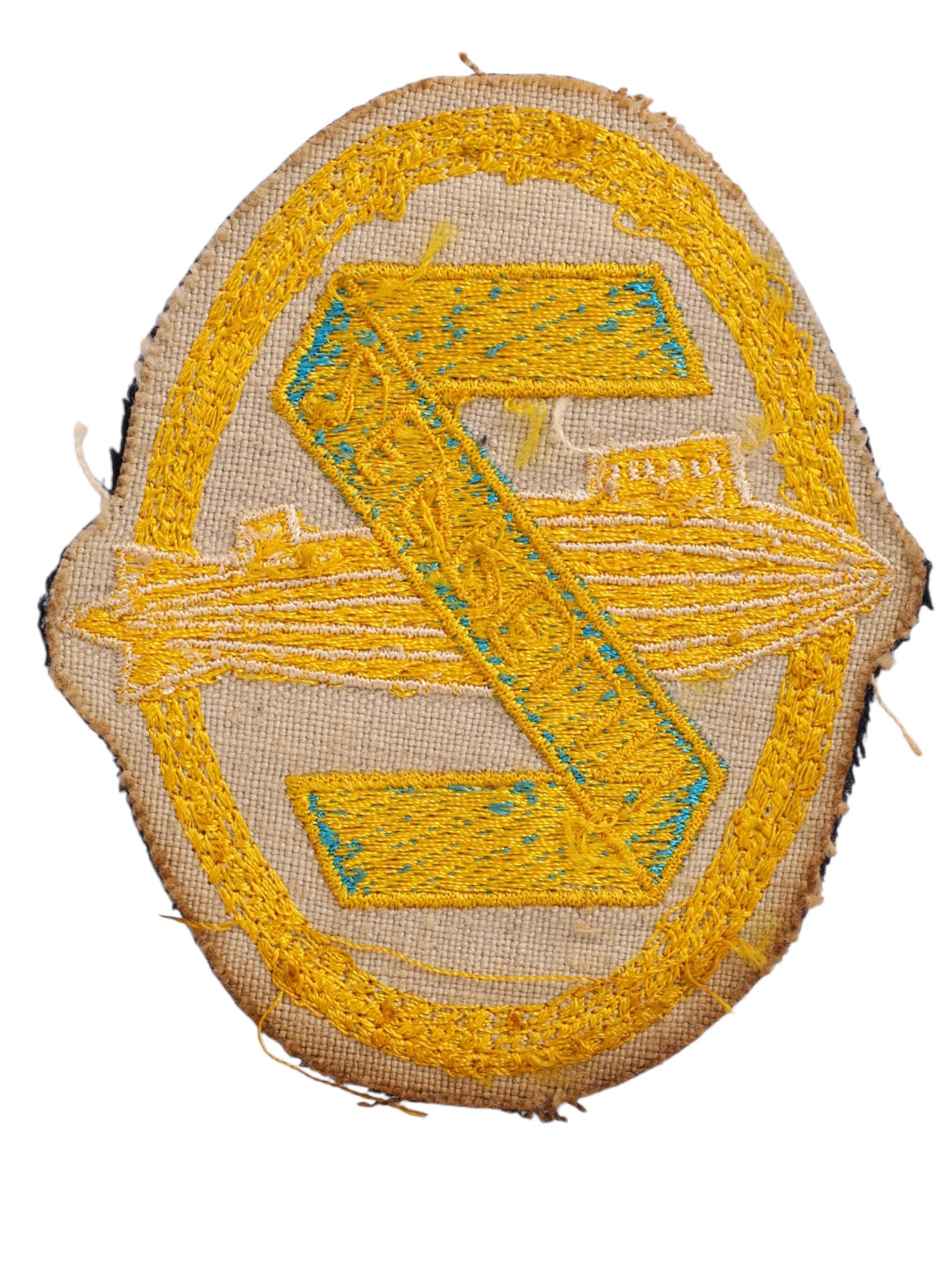 A GERMAN CIVILIAN ZEPPELIN CREW MEMBER PATCH, C. 1930S