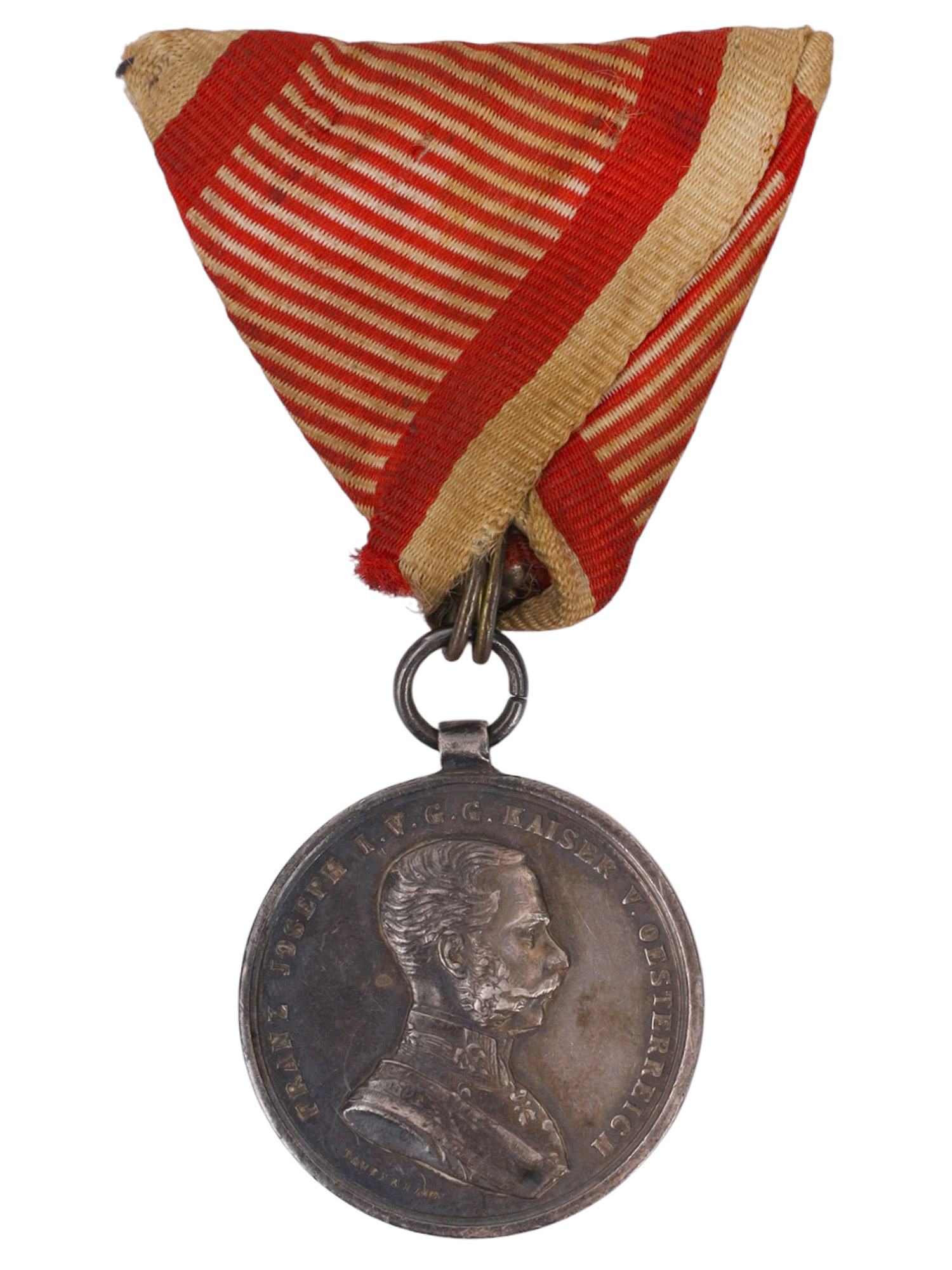 AN AUSTRO-HUNGARIAN SILVER MEDAL FOR BRAVERY 2ND CLASS, C. 1866 - 1917
