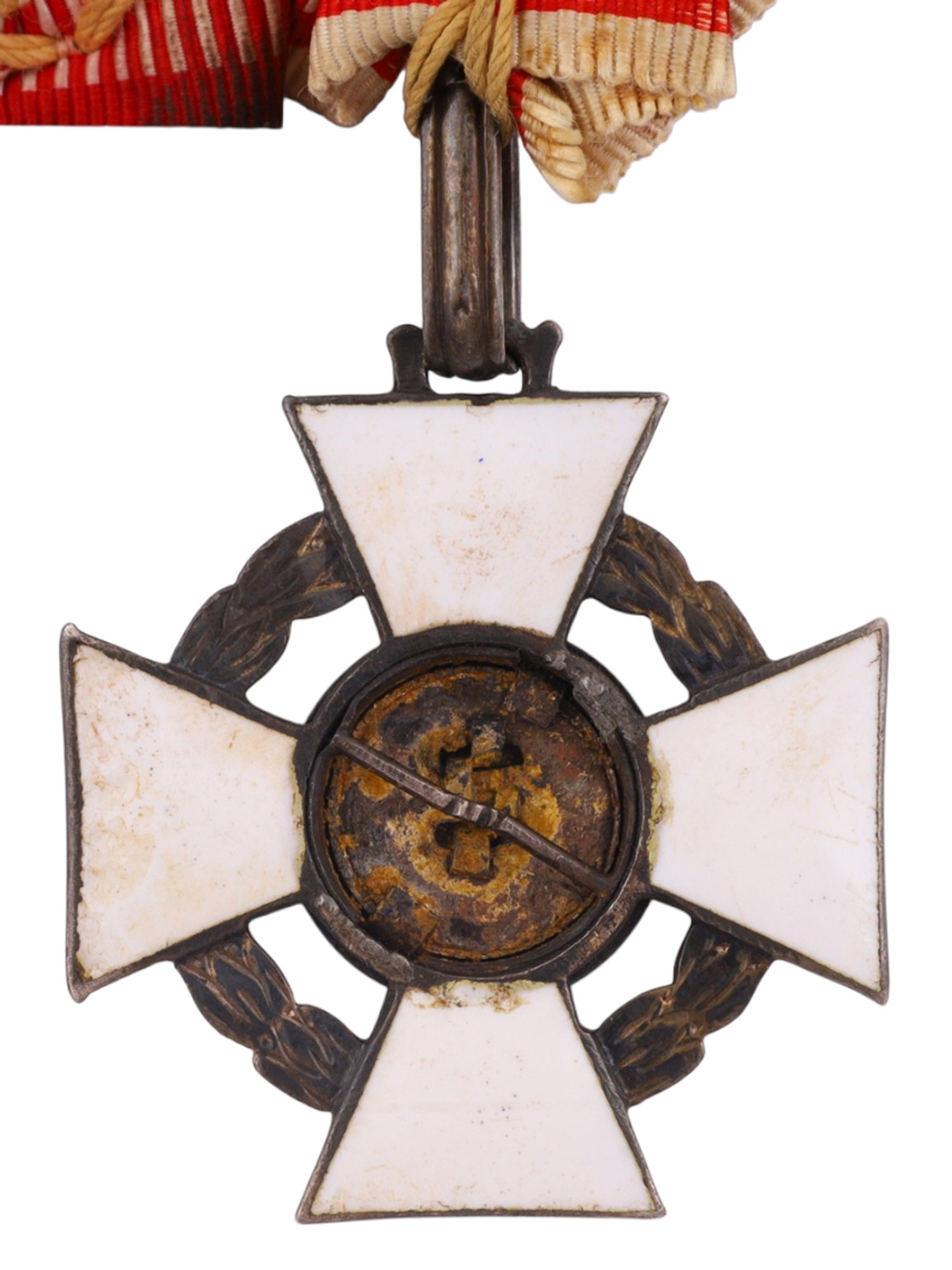 AN AUSTRO-HUNGARIAN WORLD WAR I VETERAN'S MEDAL BAR WITH MILITARY MERIT CROSS, BRAVERY MEDAL, SIGNUM LAUDIS, KARL TRUPPENKREUZ AND COMMEMORA
