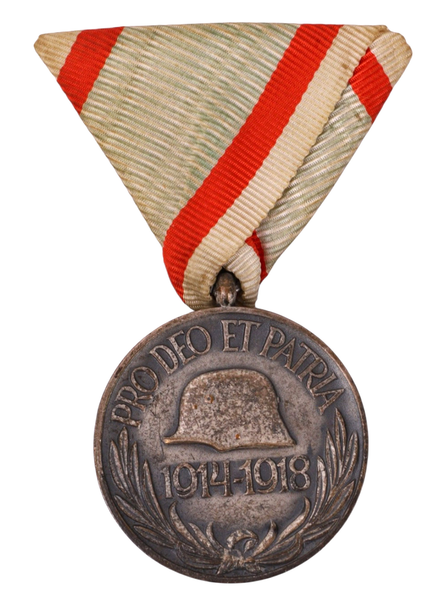 A HUNGARIAN FIRST WORLD WAR COMMEMORATIVE MEDAL, C. 1929