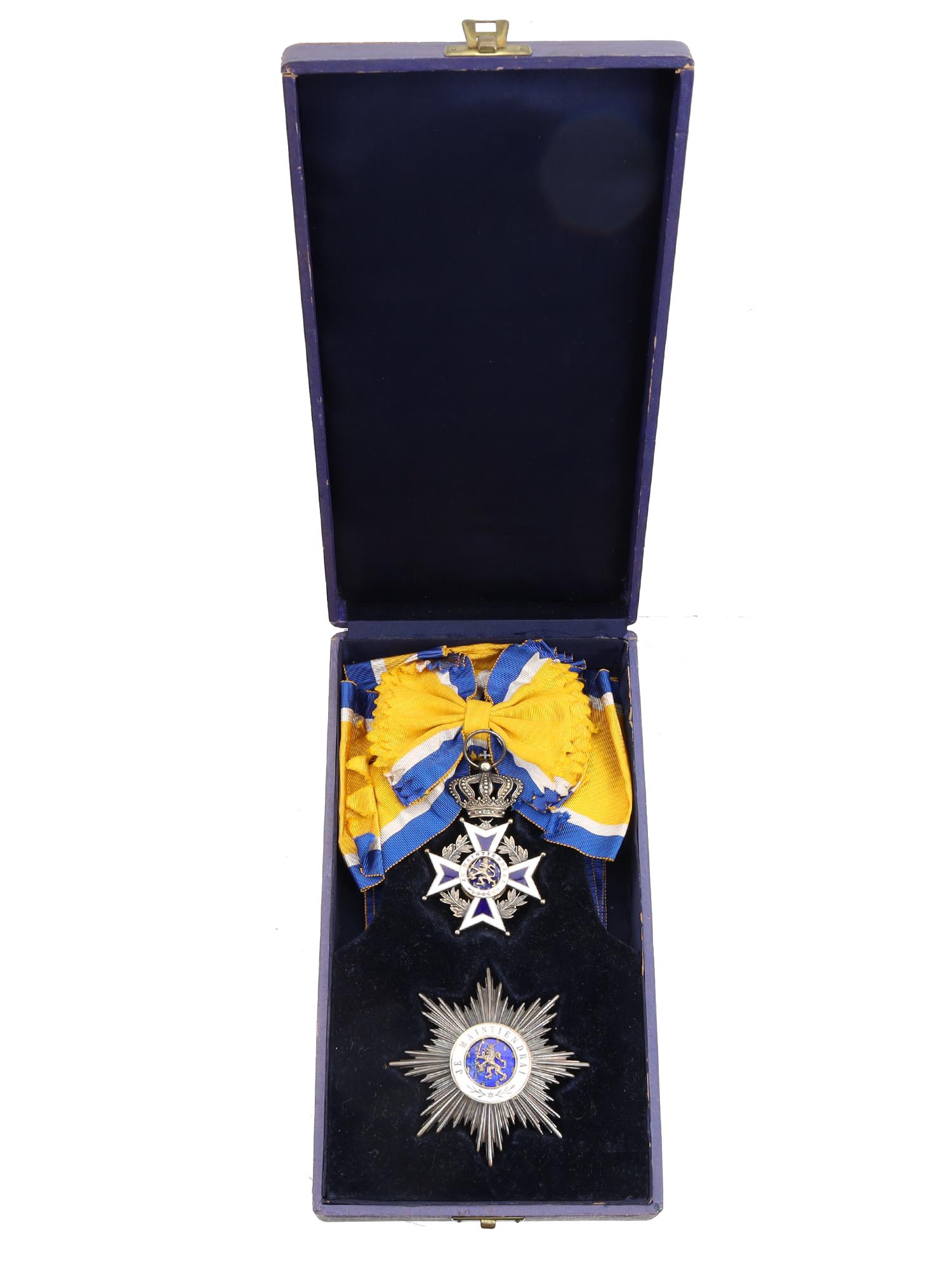 A CASED DUTCH ORDER OF ORANGE NASSAU, GRAND CROSS CASED SET