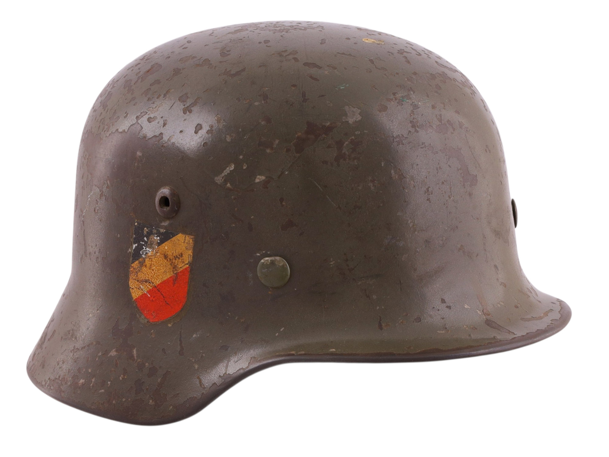 A GERMAN M40 DOUBLE-DECAL HEER STEEL HELMET, WORLD WAR II