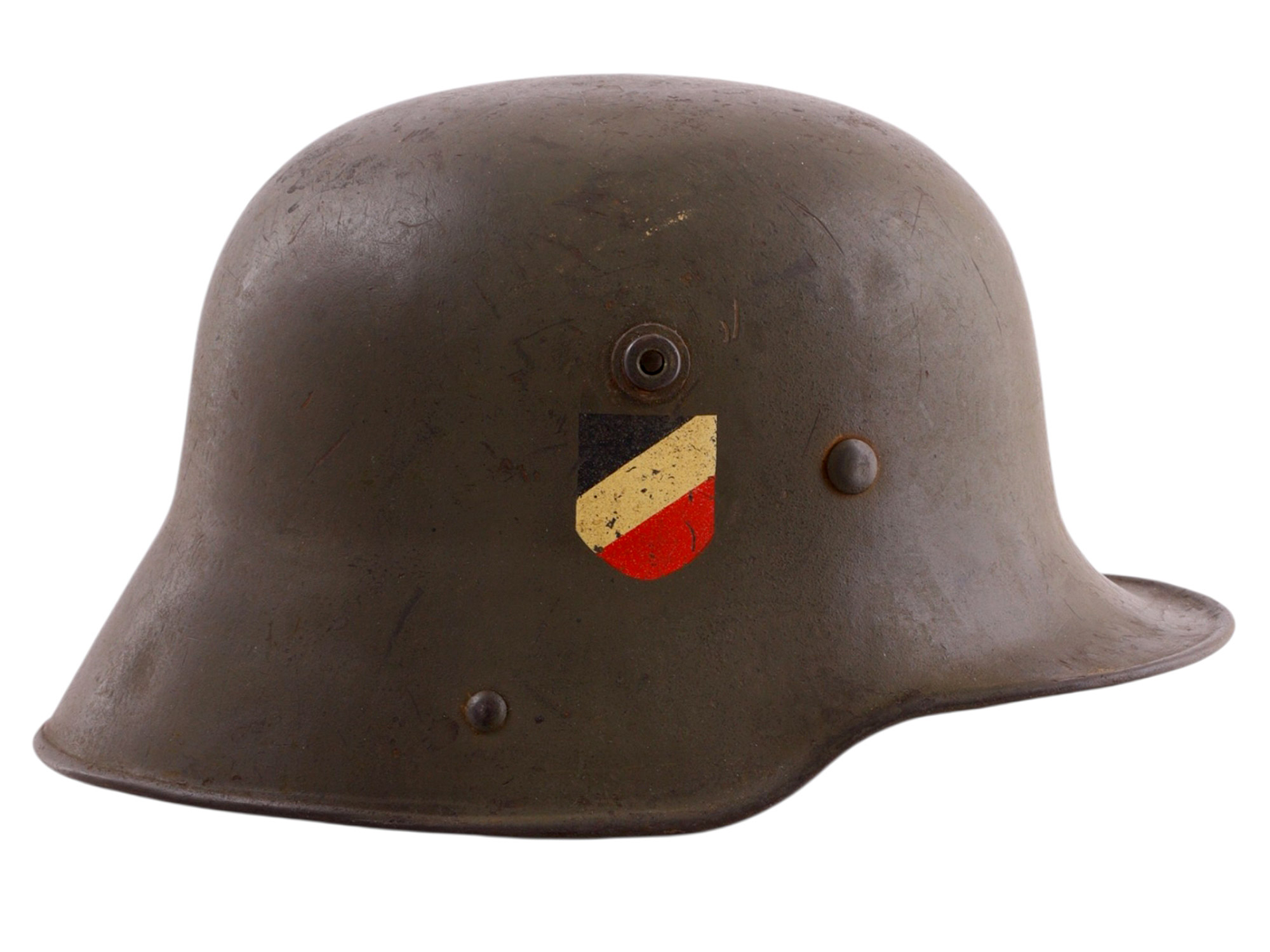 A GERMAN M35 WEHRMACHT STEEL HELMET WITH HEER DECALS, WORLD WAR II