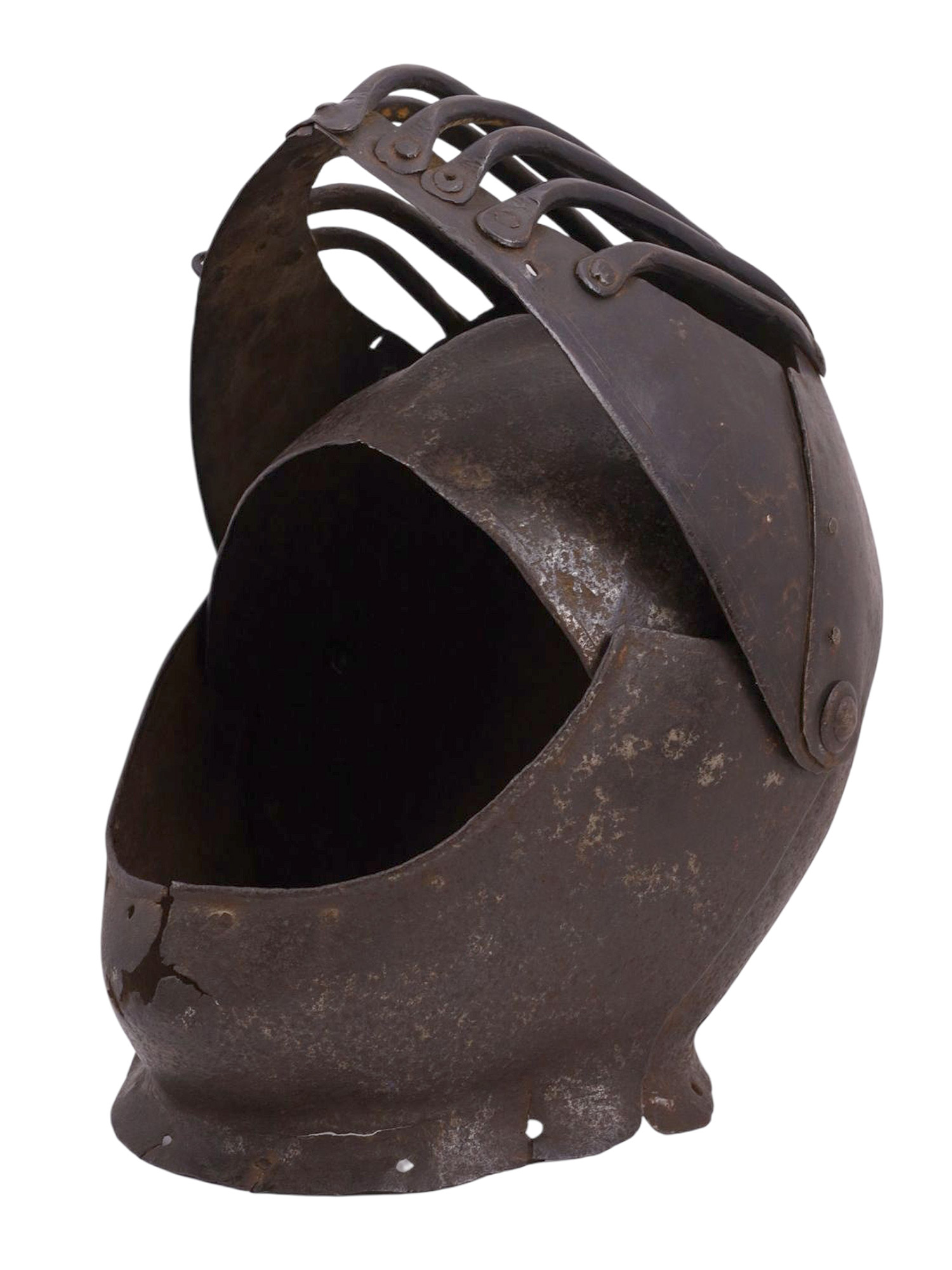 AN ITALIAN GIOCO DEL PONTE CLOSED HELMET, PISA, 17TH CENTURY