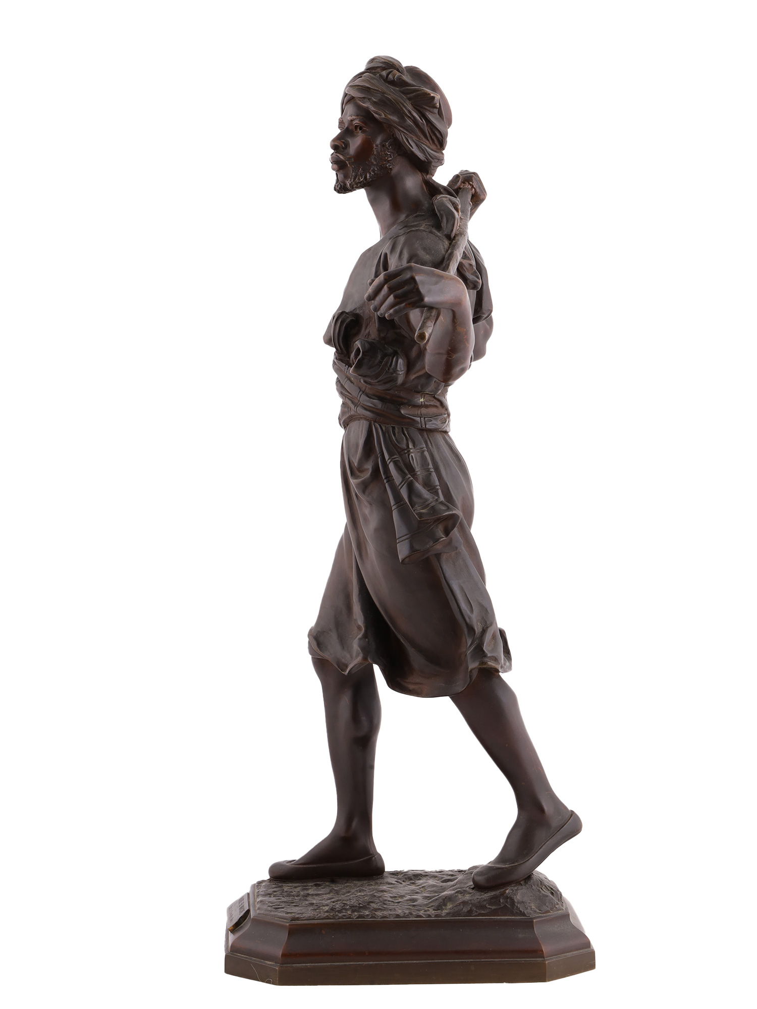 AN EMILE PINEDO FRENCH ORIENTALIST BRONZE SCULPTURE "ARABE EN MARCHE", LATE 19TH CENTURY