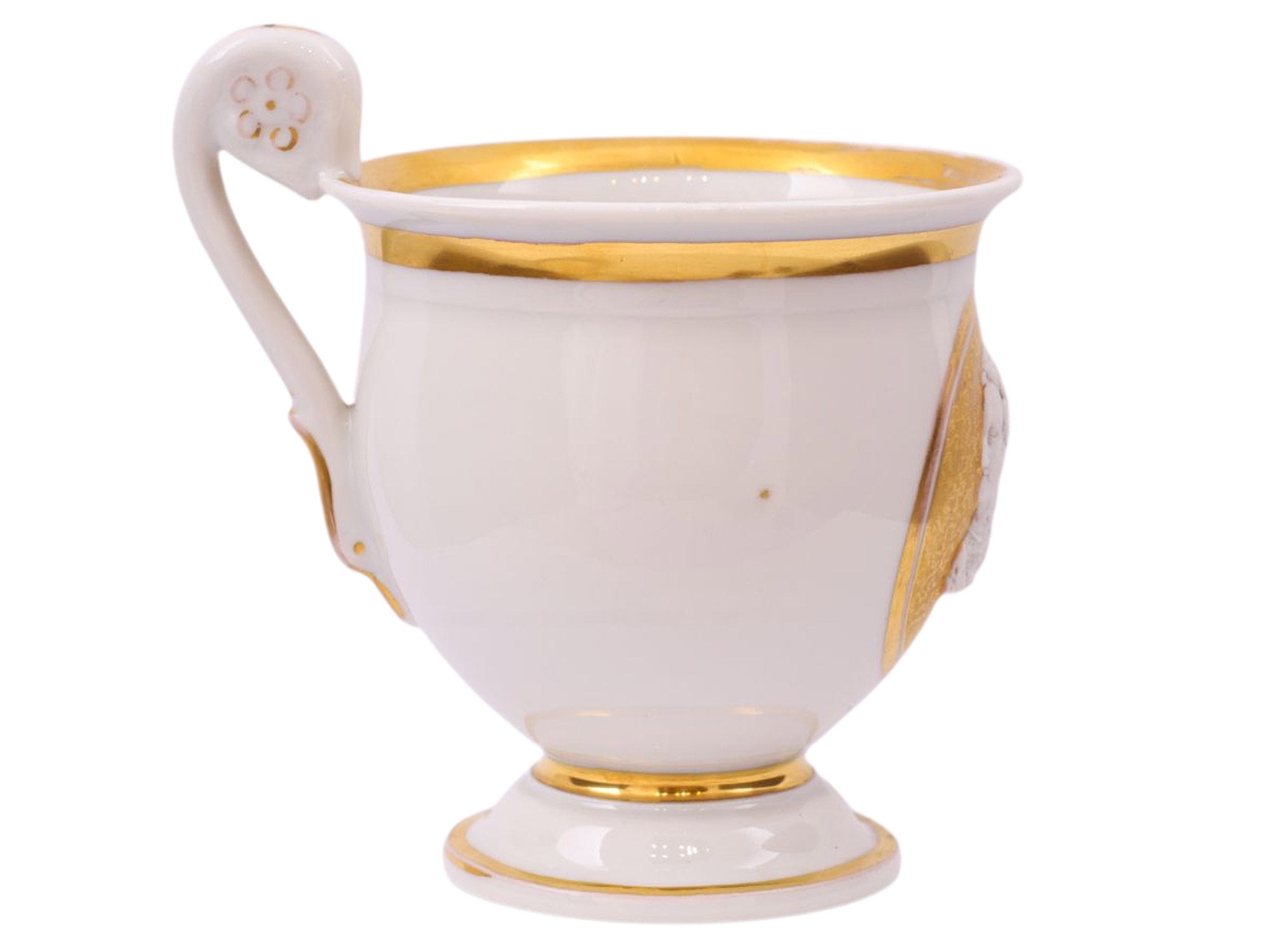 A THURINGIAN GOTHA PORCELAIN CUP AND SAUCER, DUKE ERNST I OF SAXE-COBURG AND GOTHA, 19TH CENTURY
