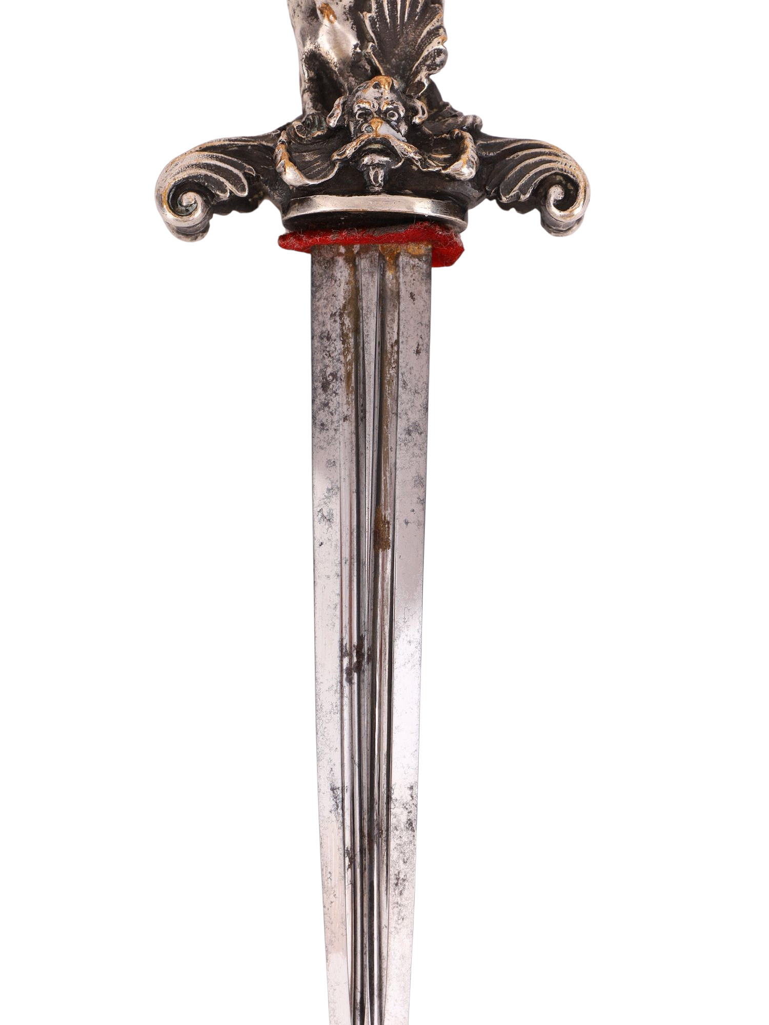 A EUROPEAN ROMANTIC DAGGER WITH SCULPTURAL HILT, 19TH CENTURY