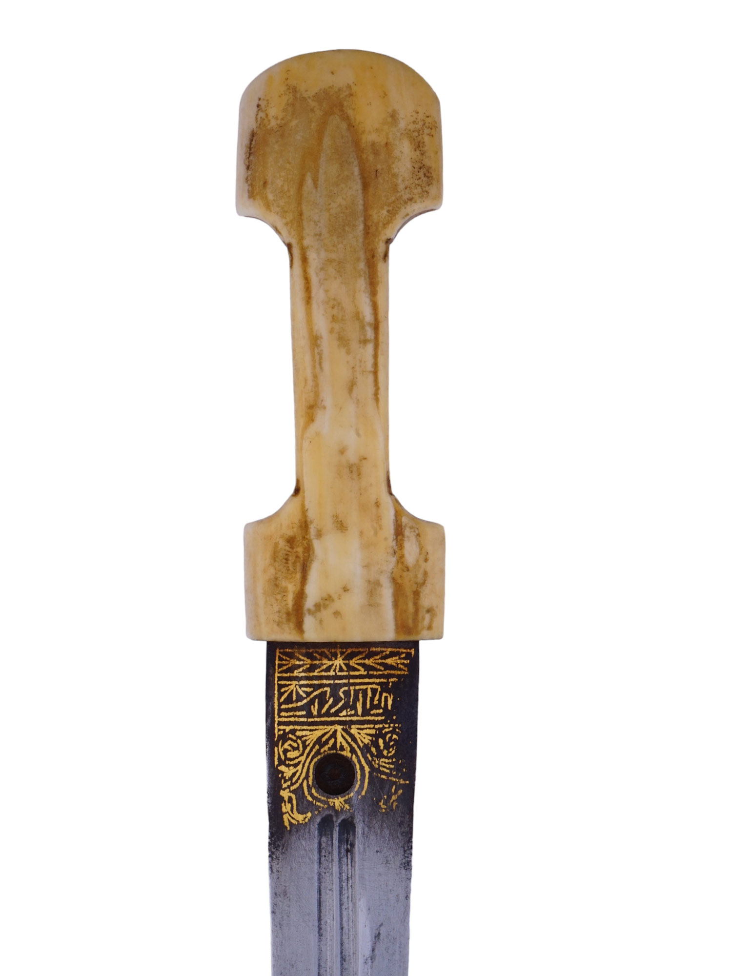 A PERSIAN OR TRANSCAUCASIAN KINDJAL DAGGER QAMA WITH GOLD INLAY, 19TH CENTURY