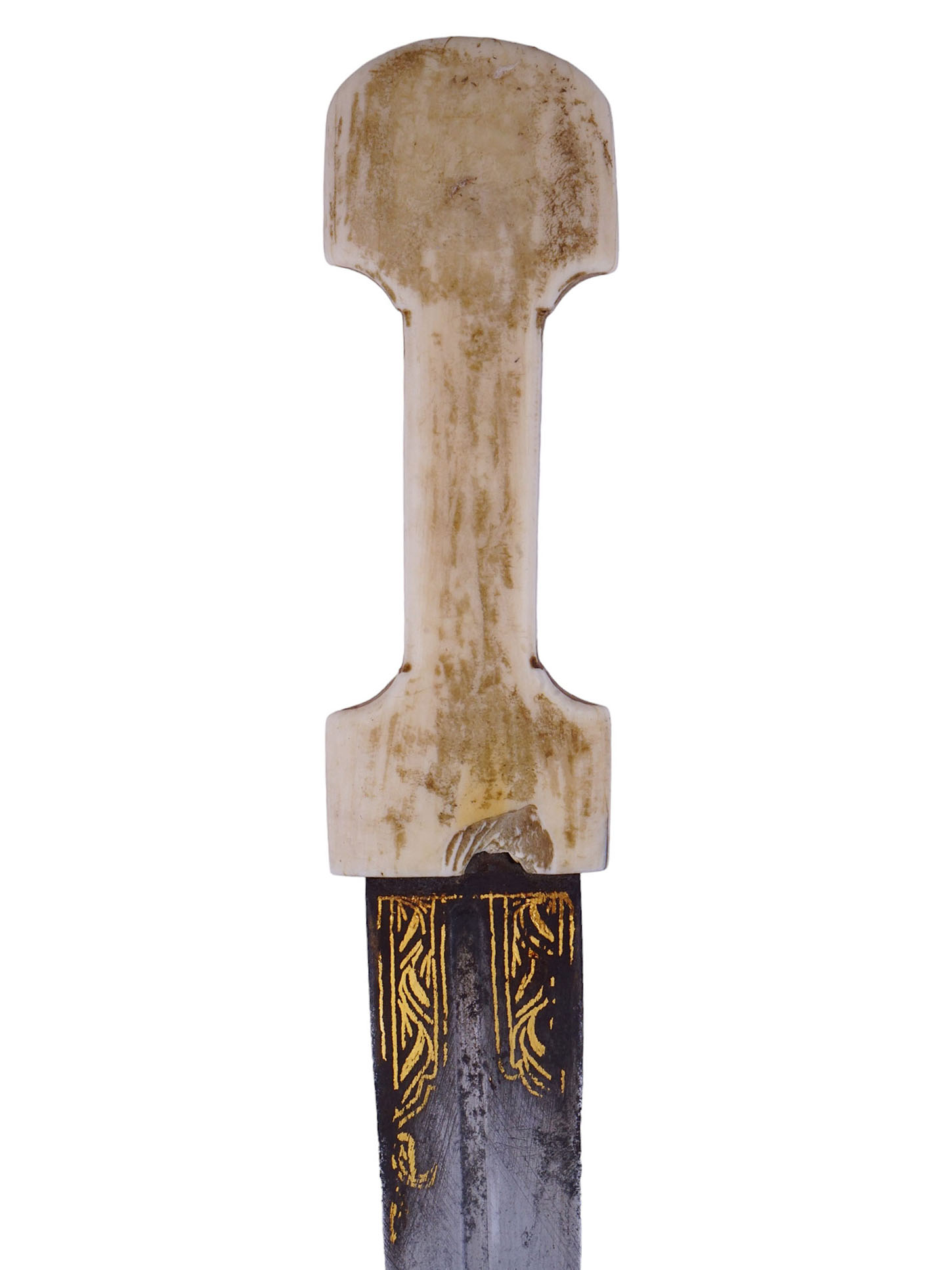 A PERSIAN OR TRANSCAUCASIAN KINDJAL DAGGER QAMA WITH GOLD INLAY, 19TH CENTURY