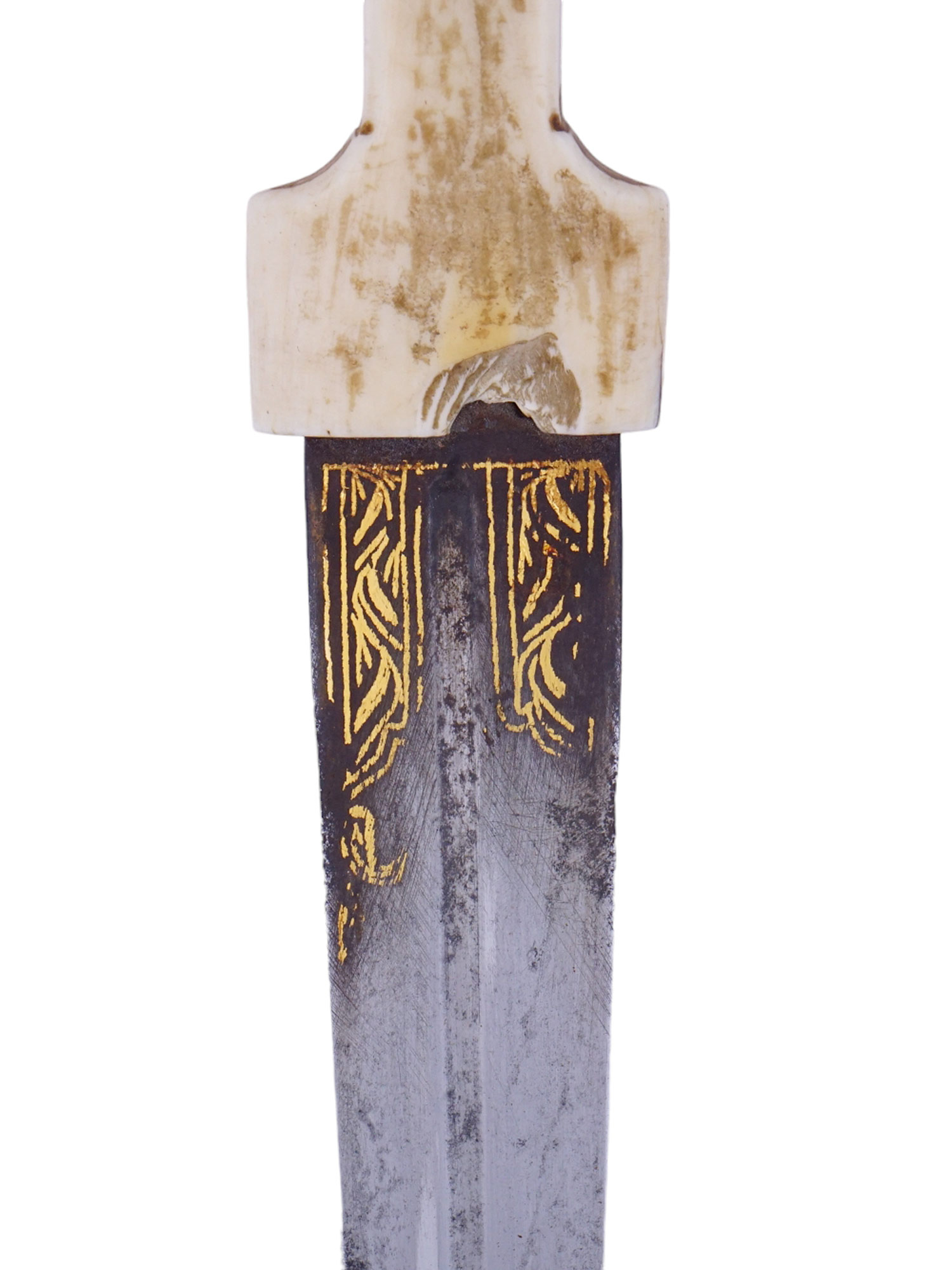 A PERSIAN OR TRANSCAUCASIAN KINDJAL DAGGER QAMA WITH GOLD INLAY, 19TH CENTURY