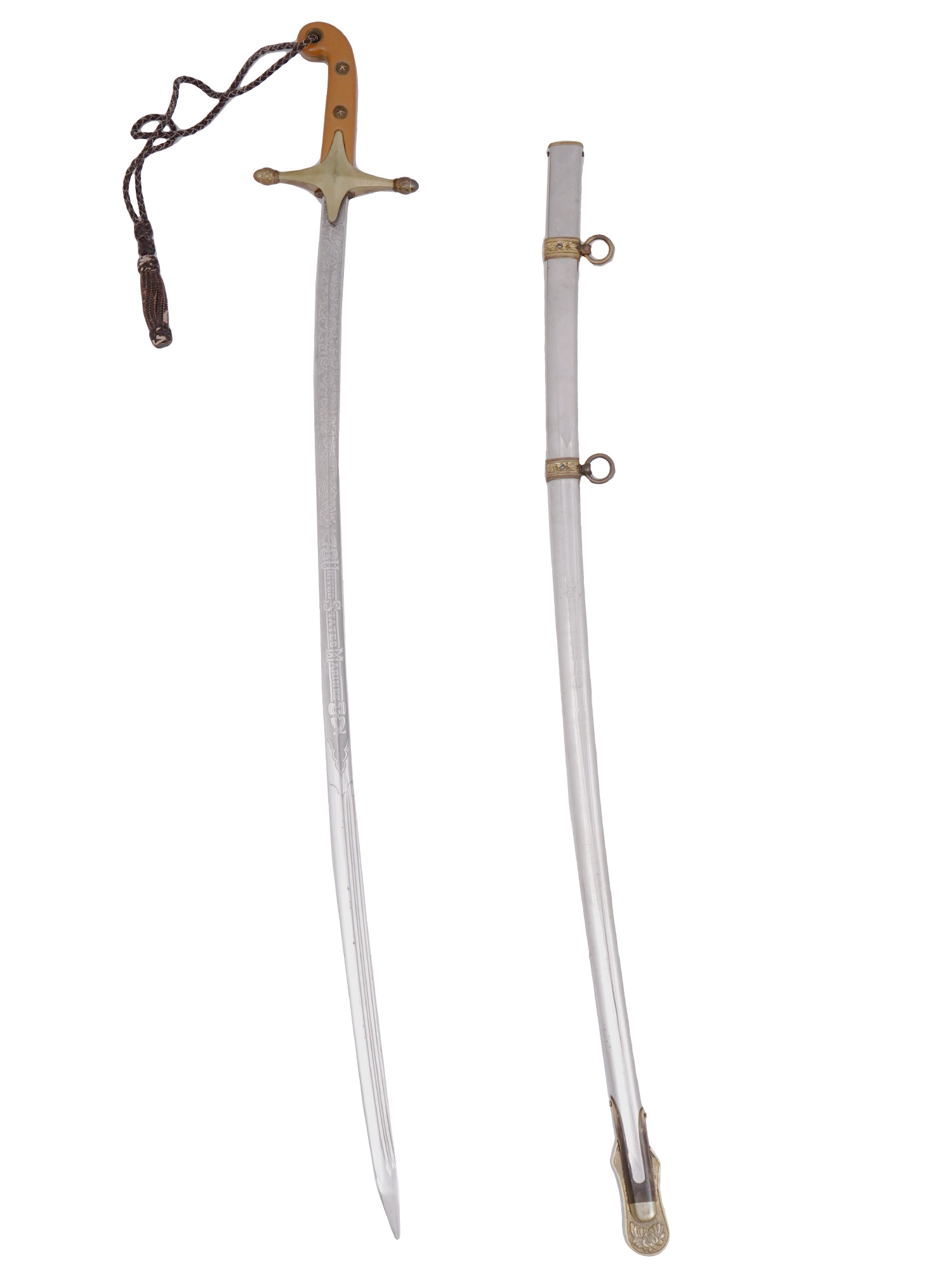 A US MARINE PARADE SWORD WITH LEATHER CARRYING CASE,