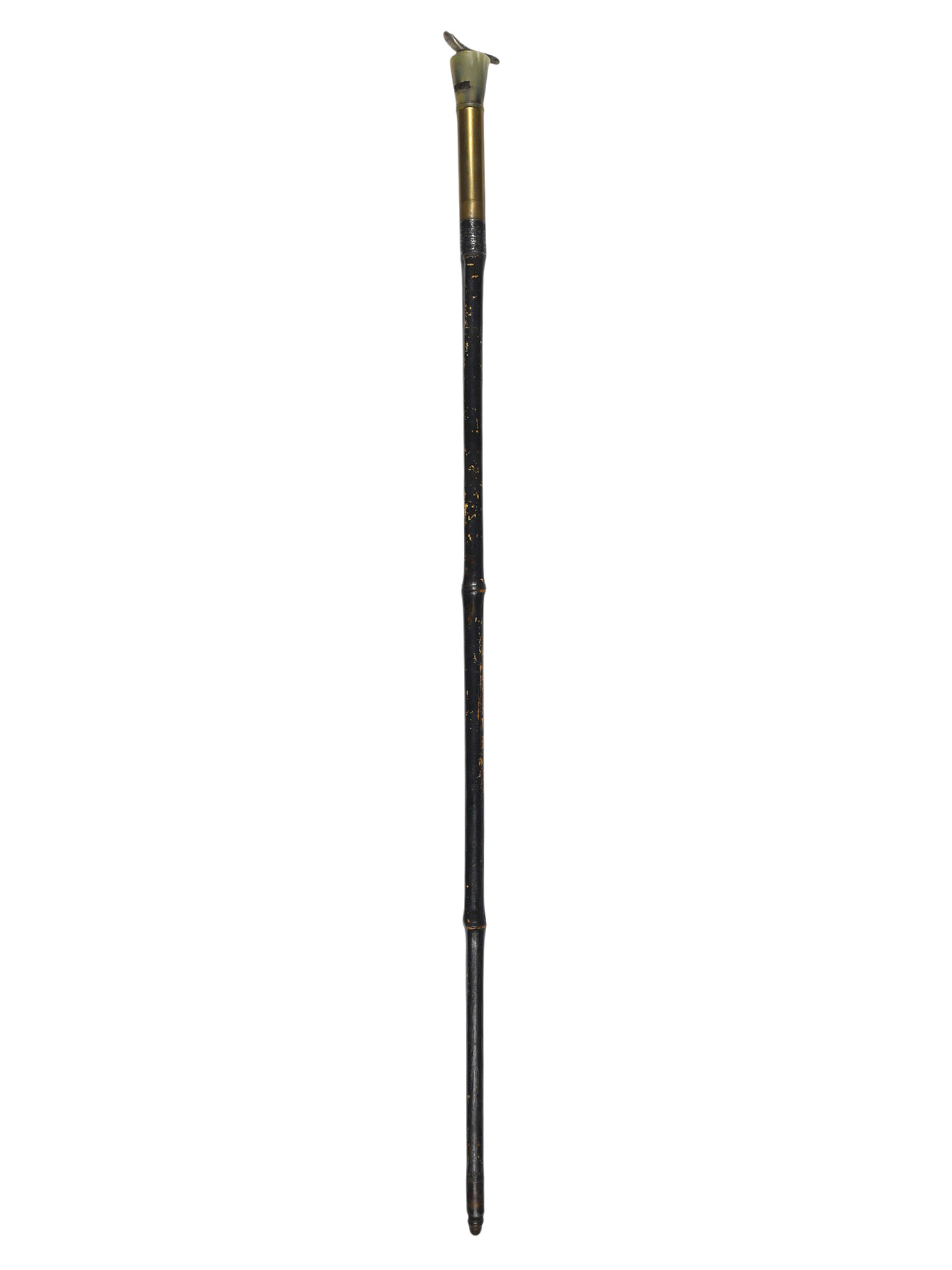 A CONTINENTAL EUROPEAN BRASS-MOUNTED HORN-HANDLED FIRING CANE, LATE 19TH CENTURY