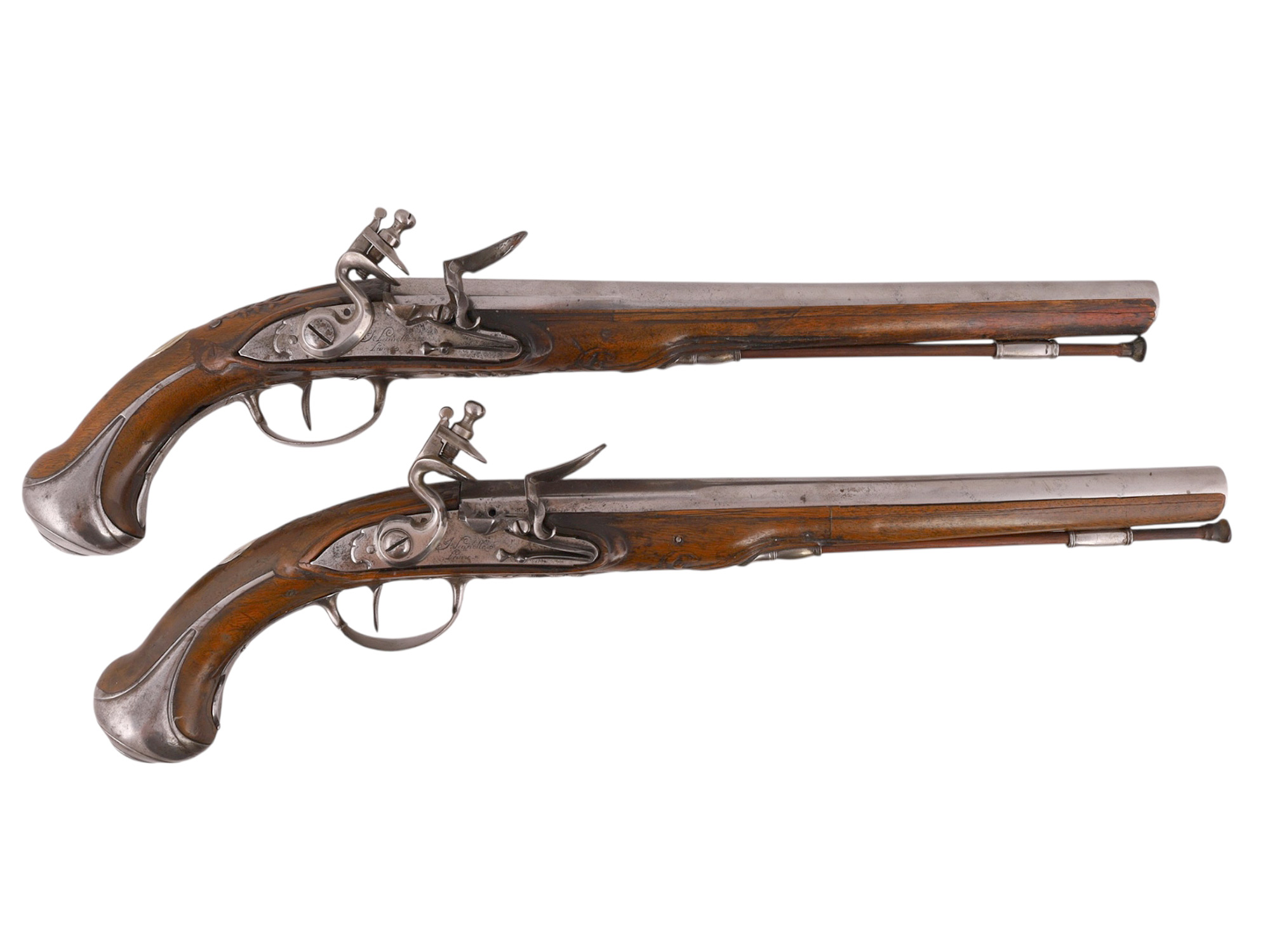 A PAIR OF MATCHING FLINTLOCK PISTOLS, FRENCH, MID-18TH CENTURY