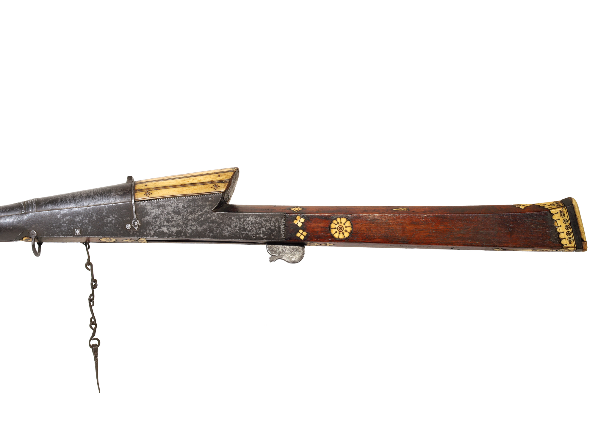AN INDIAN MATCHLOCK TORADAR RIFLE, TWISTED STEEL BARREL, 18TH CENTURY