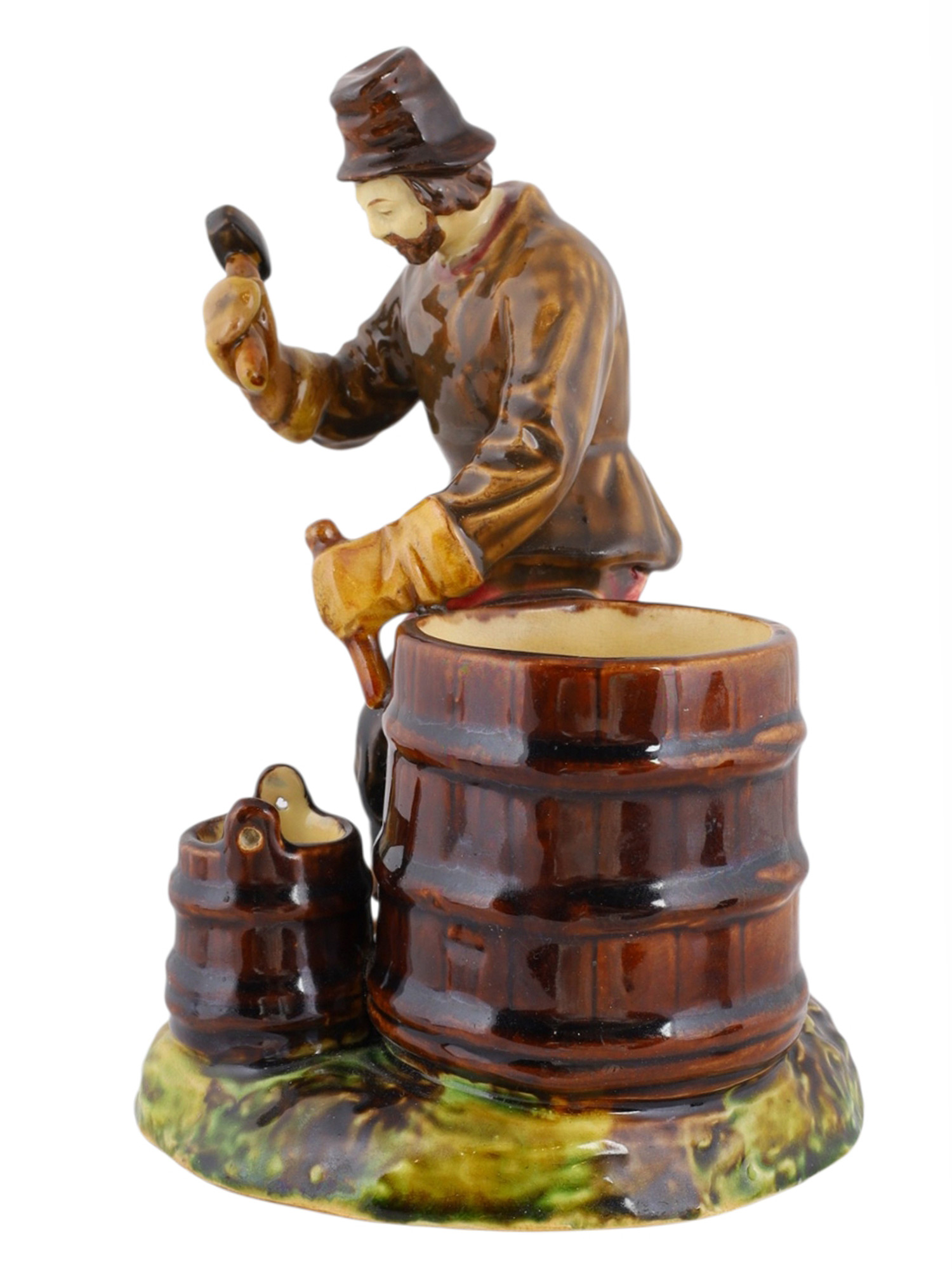 A RUSSIAN KUSNETSOV PORCELAIN FIGURE OF A COOPER, 19TH CENTURY