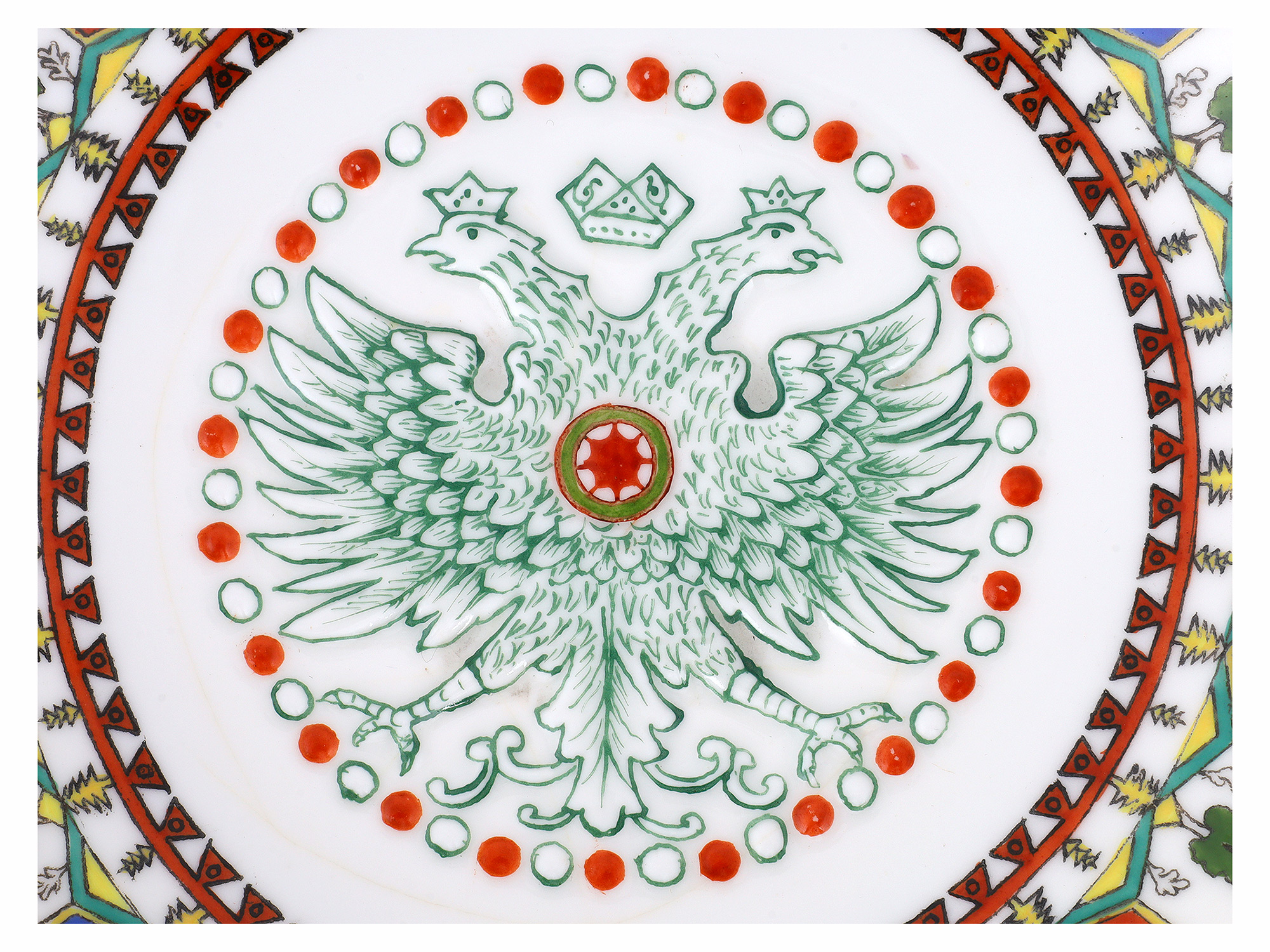 A RUSSIAN KORNILOV BROTHERS PORCELAIN PAN-SLAVIC KOVSH, ST. PETERSBURG, EARLY 20TH CENTURY