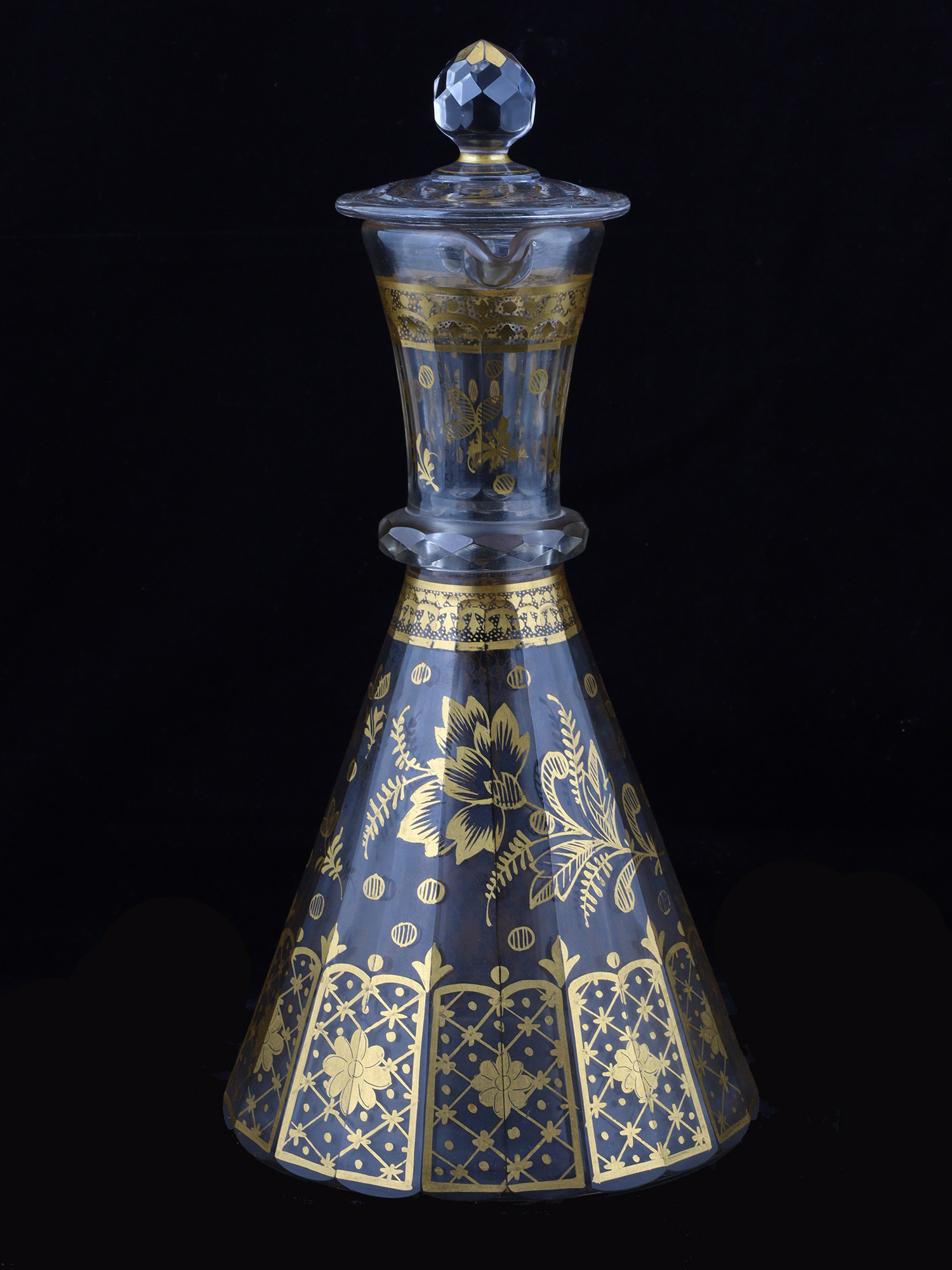 A RUSSIAN GILT-DECORATED CRYSTAL GLASS DECANTER BY THE NIKOLSKO-BAKHMETEV FACTORY, CA. 1860