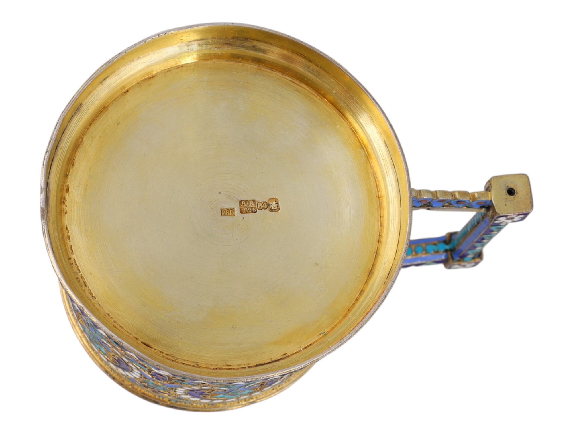 A CASED GILT-SILVER AND CLOISONNE ENAMEL TEAGLASS HOLDER, 1896 BY OVCHINNIKOV