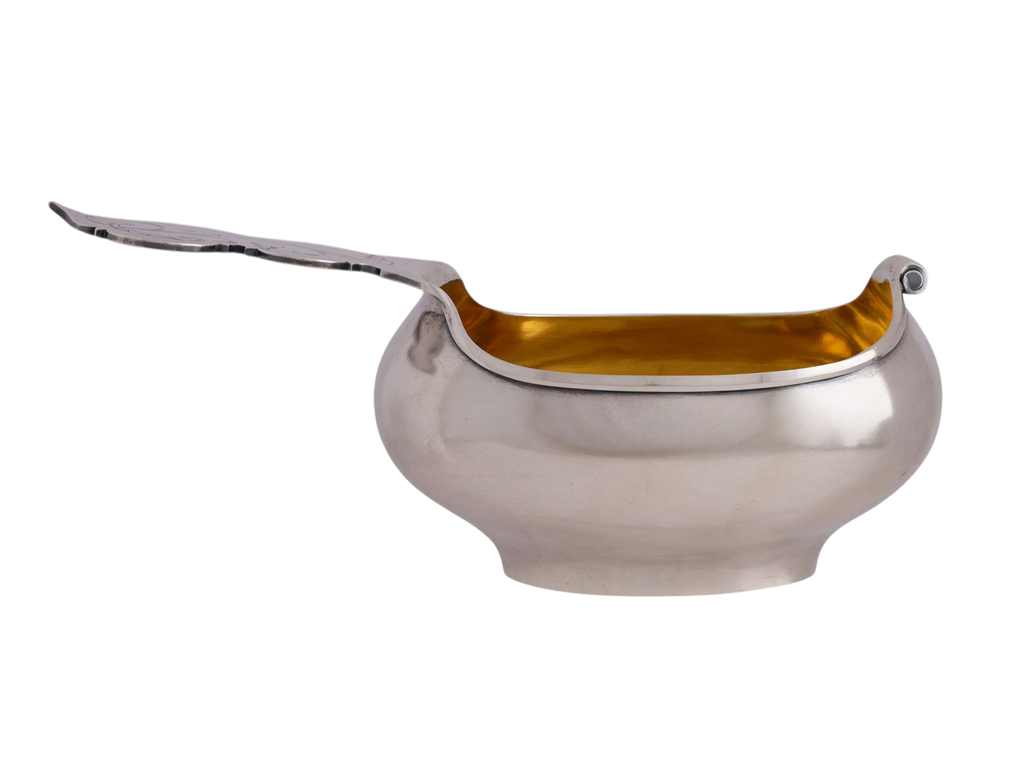 A LARGE RUSSIAN SILVER KOVSH, LIUBAVIN, 1899-1908