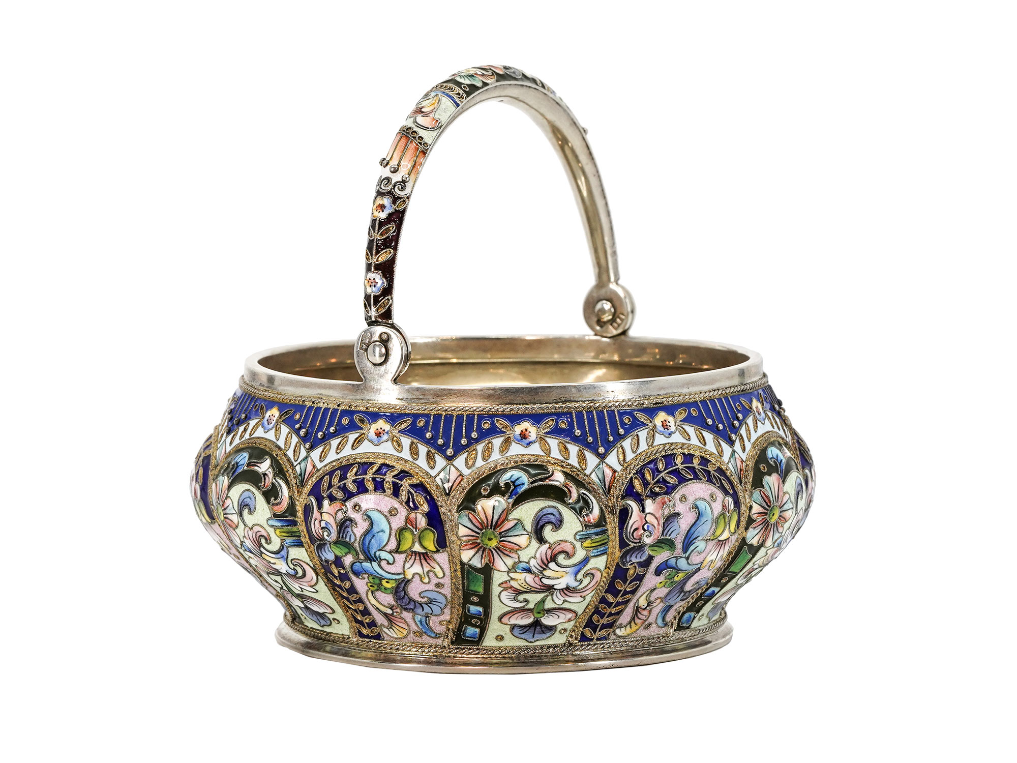 A MAGNIFICENT RUSSIAN TWO-PIECE GILT-SILVER ENAMEL SET, MOSCOW, 1908-17