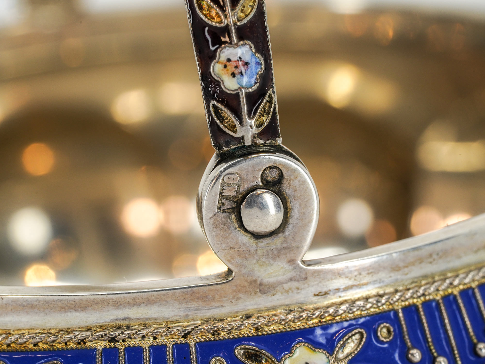 A MAGNIFICENT RUSSIAN TWO-PIECE GILT-SILVER ENAMEL SET, MOSCOW, 1908-17