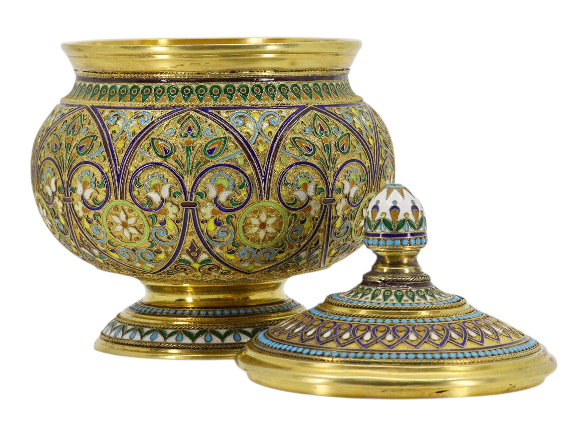 A RUSSIAN PARCEL GILT-SILVER AND CLOISONNÉ ENAMEL LIDDED CONTAINER, CA. 1890