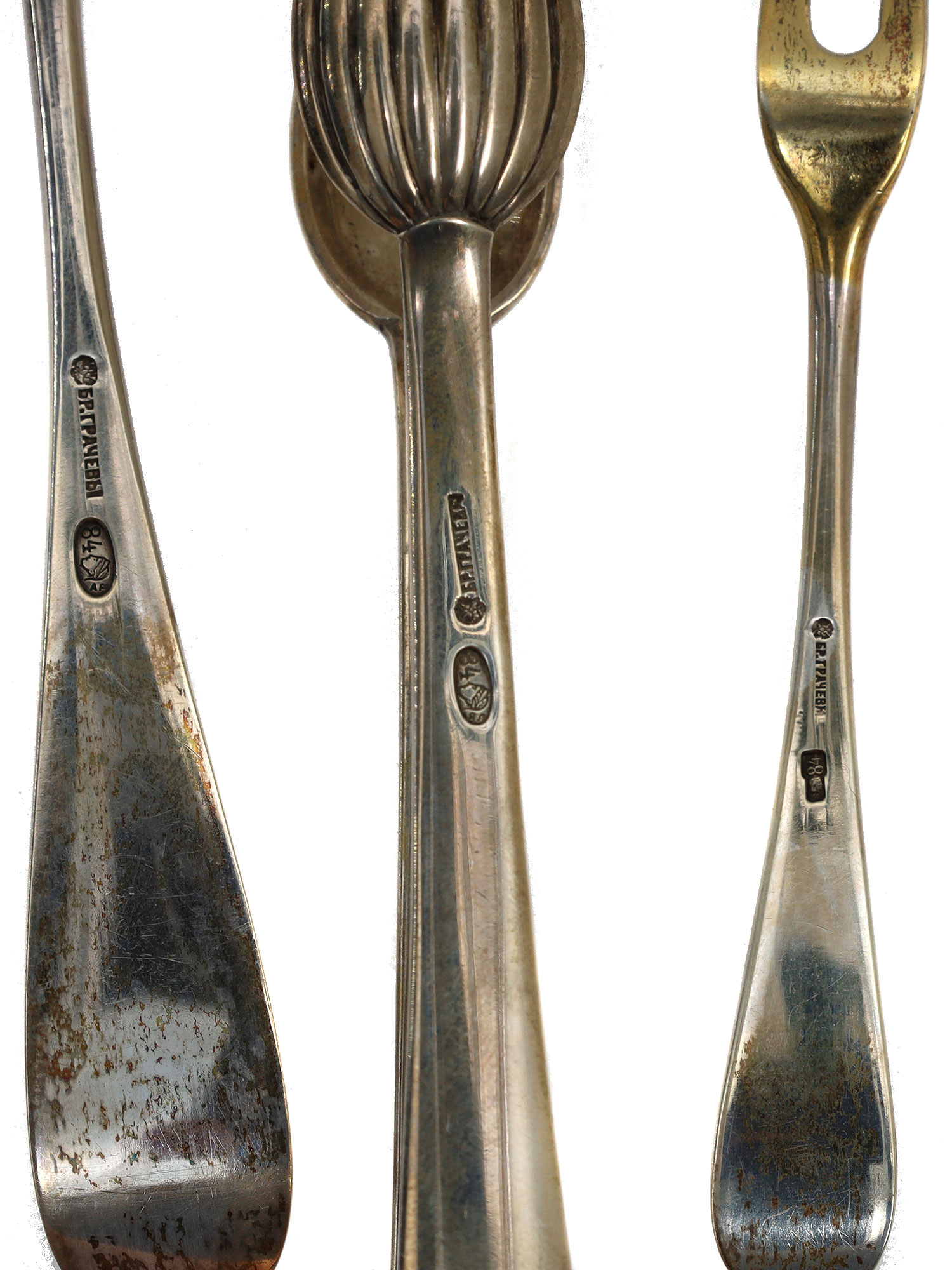 A RUSSIAN CASED SILVER TEA SET, GRACHEV BROS., 1908-1917