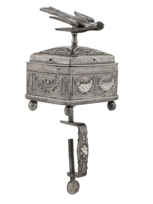 A RARE RUSSIAN TULA STEEL SEWING BOX, MARKED T. I. SVECHNIN, FIRST HALF OF THE 19TH CENTURY. Russ 