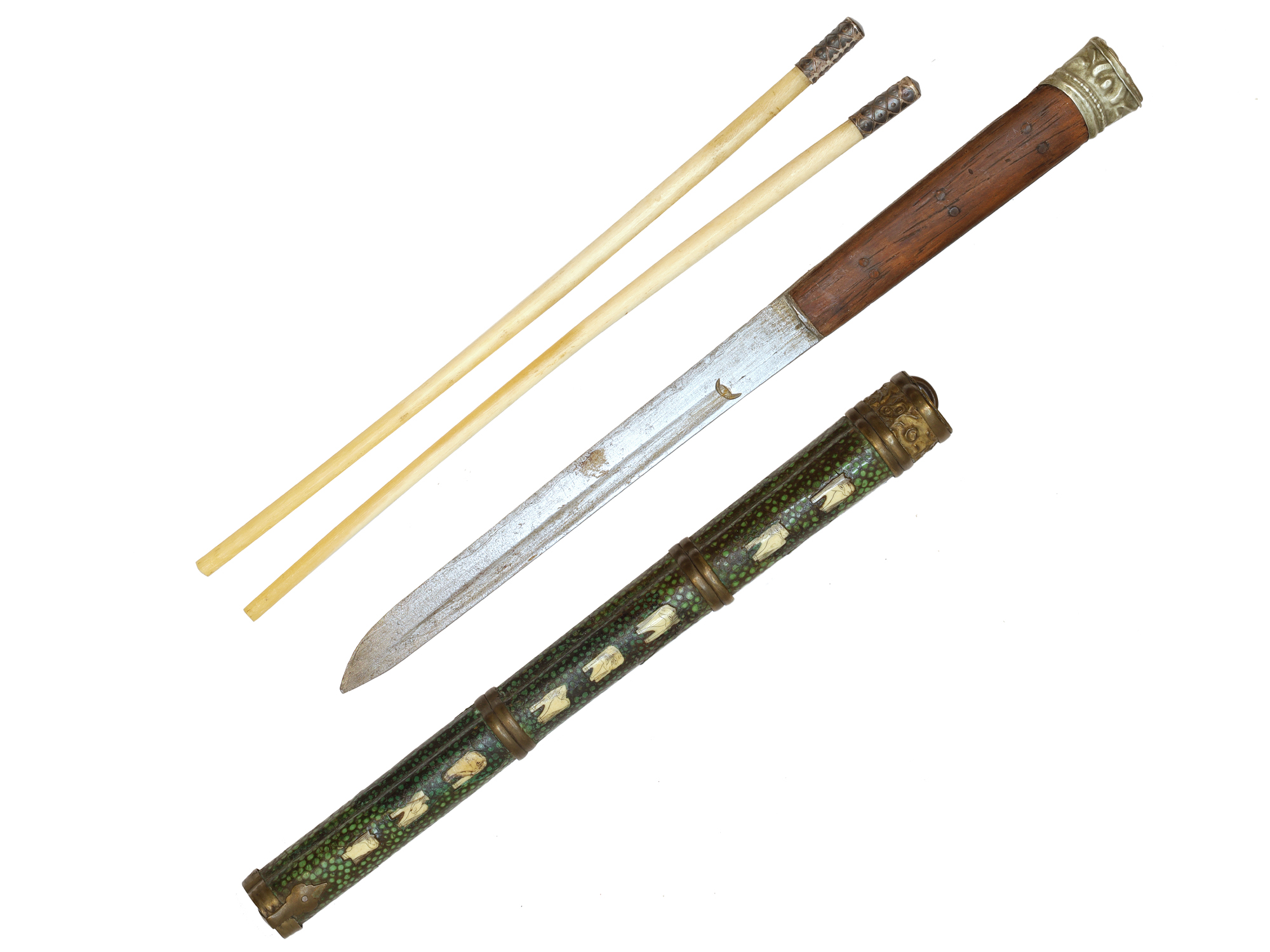 A CHINESE CHOPSTICK AND KNIFE TROUSSE SET, 19TH CENTURY