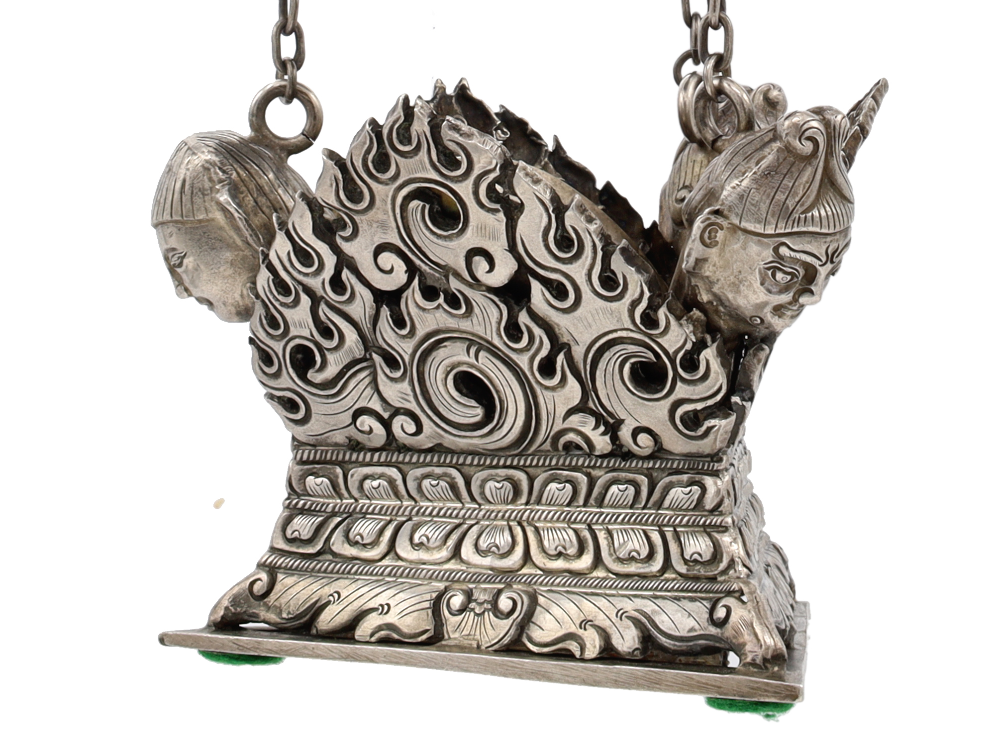 A TIBETAN SILVER KAPALA RITUAL VESSEL, 19TH-EARLY 20TH CENTURY