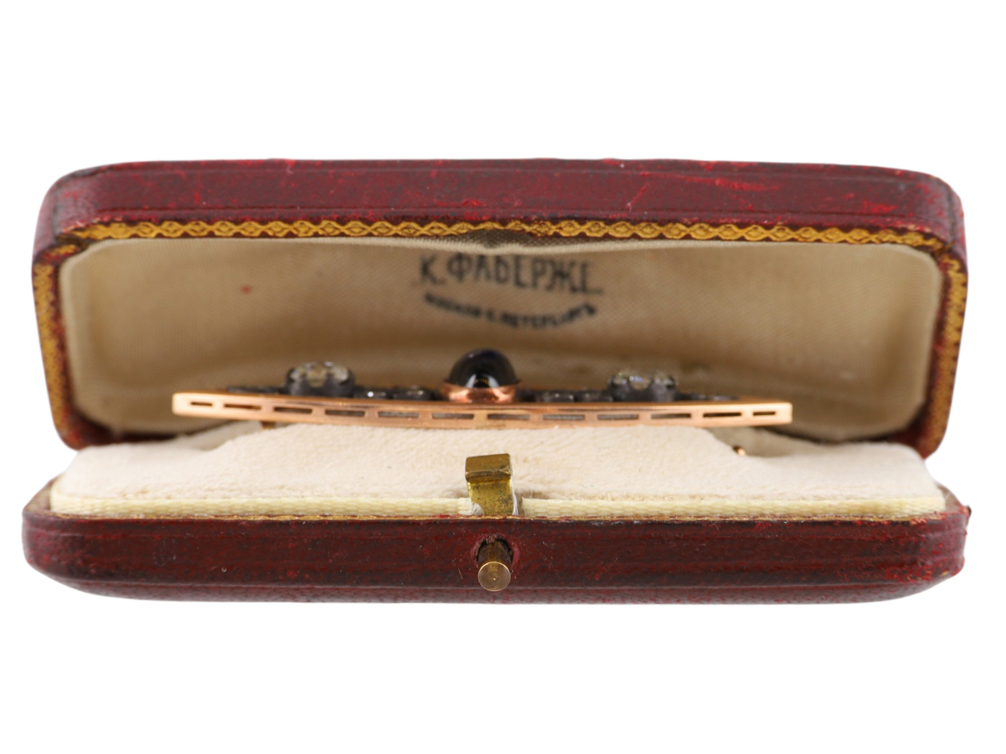 A CASED RUSSIAN GOLD, SAPPHIRE AND DIAMOND BROOCH