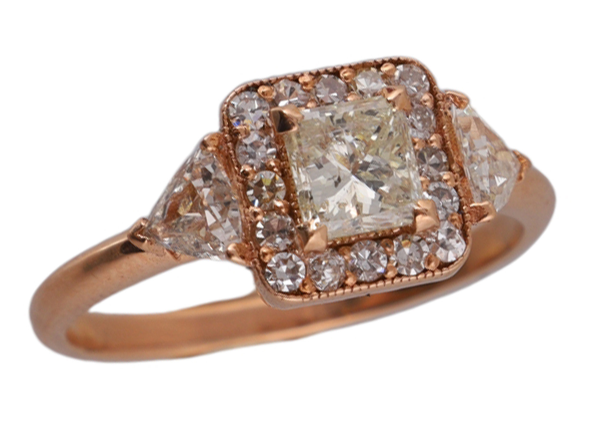 A RUSSIAN GOLD DIAMOND-SET RING